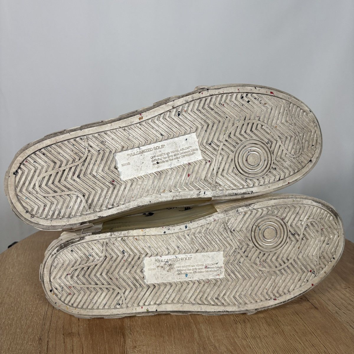 Off-White OFF-WHITE Vulc Low Eco Canvas USED EU41 Size US 8 / EU 41 - 8 Thumbnail