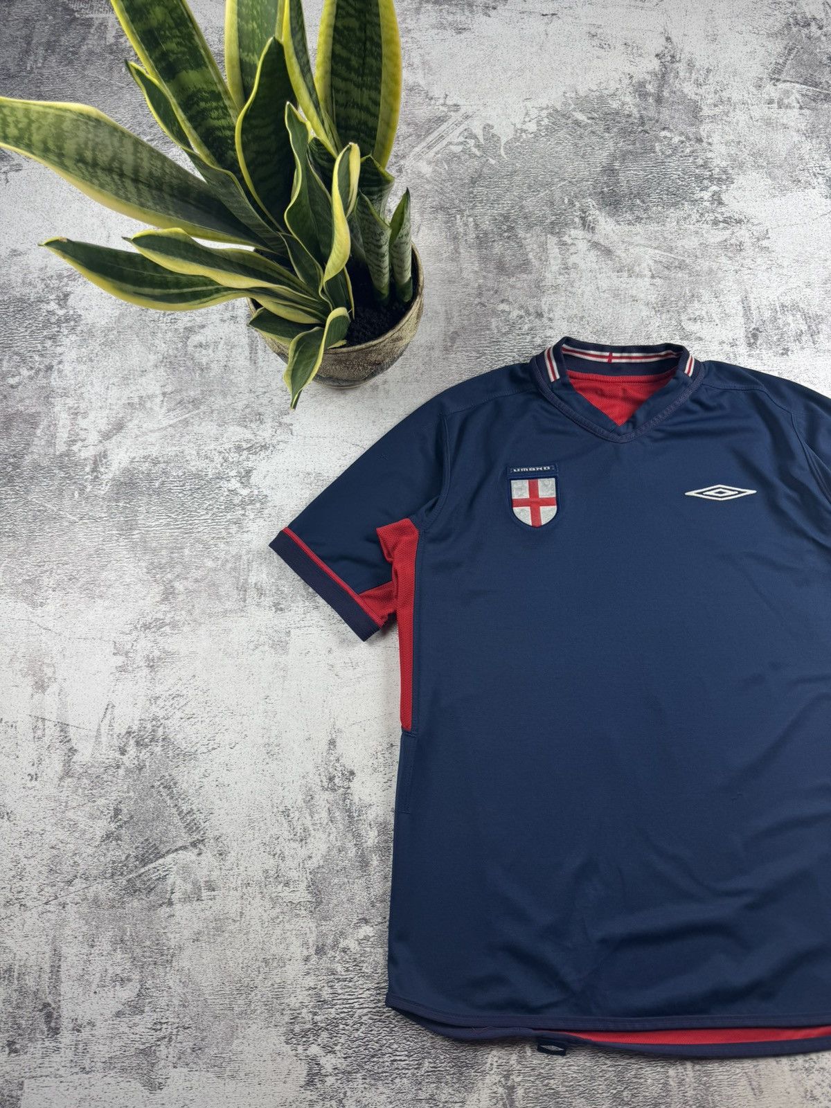 Umbro England 2 in 1 National 2002 2004 Soccer Football Jersey Blockcore T Shirt Tee Size US M / EU 48-50 / 2 - 4 Thumbnail