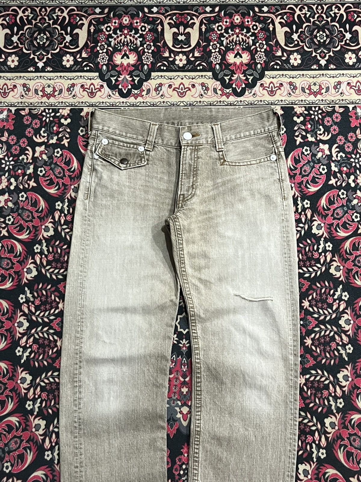 Japanese Brand Vintage Japanese Brand Khaki Faded Washed Distressed Jeans Size US 32 / EU 48 - 3 Thumbnail