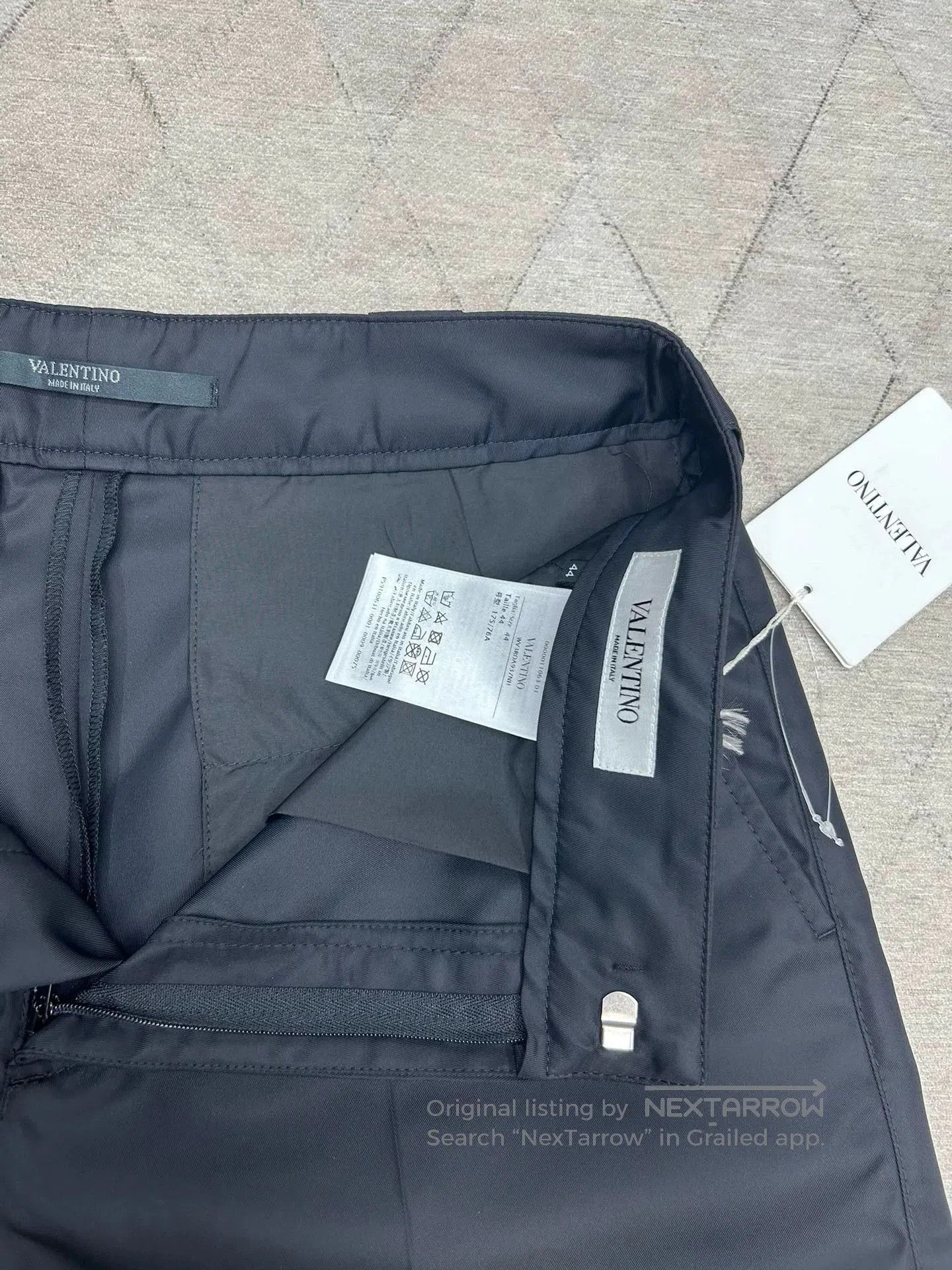 Valentino Valentino Spring Summer Nylon Shorts. Size US 34 / EU 50 - 6 Thumbnail