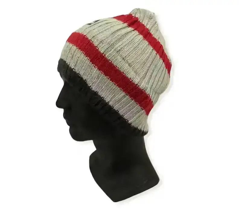 Quiksilver Vintage Quicksilver Small logo Beanie Hat Size ONE SIZE - 2 Thumbnail
