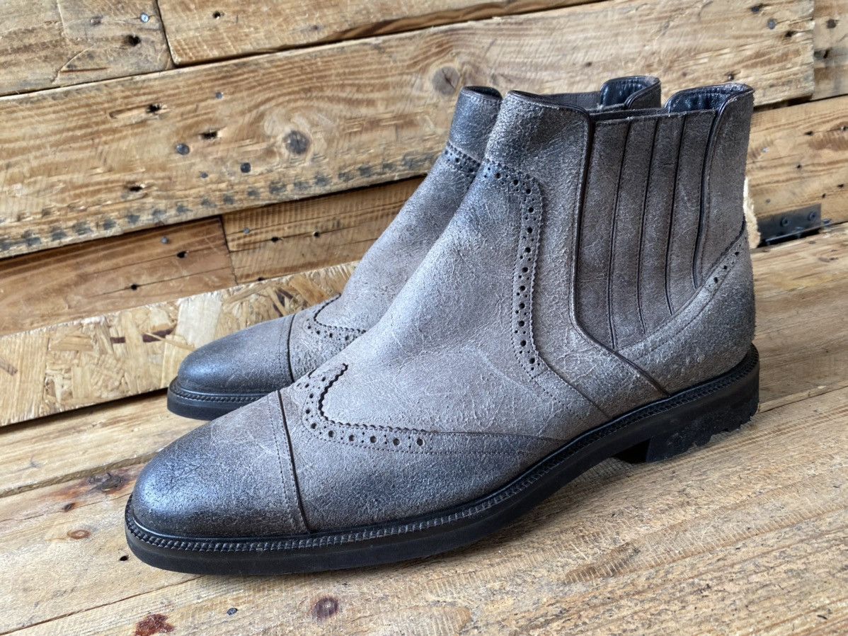 Dolce & Gabbana Dolce gabbana distressed suede gray chelsea boots Size US 10 / EU 43 - 3 Thumbnail