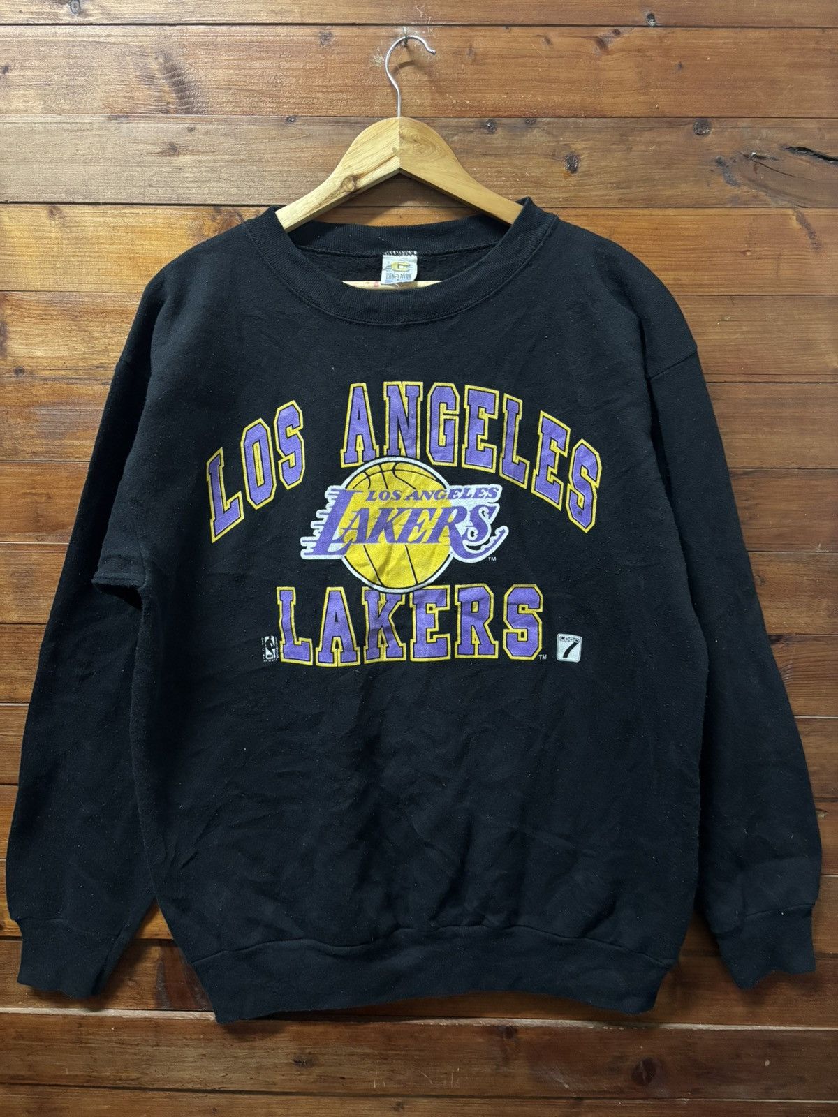 NBA Vintage 90s LA Lakers crewneck sweatshirt Size US L / EU 52-54 / 3 - 1 Thumbnail