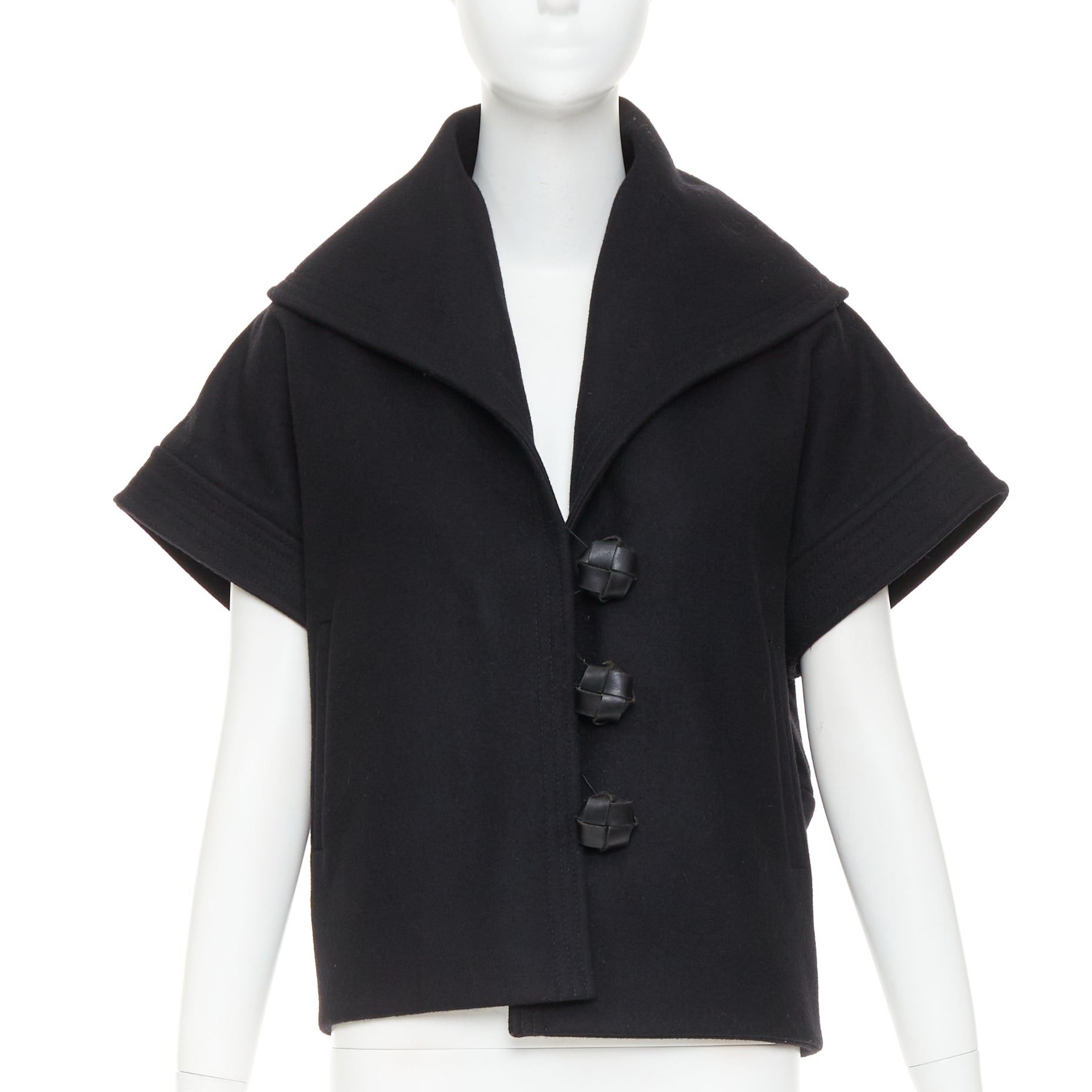 Stella McCartney STELLA MCCARTNEY 2005 black wool cashmere wide collar woven buttons short sleeve coat IT40 S Size S / US 4 / IT 40 - 1 Thumbnail