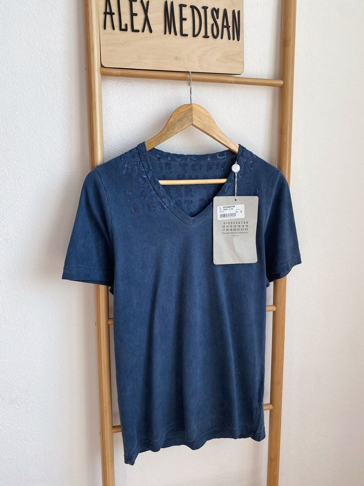 Maison Margiela MAISON MARTIN MARGIELA AIDS garment dyed v- neck t-shirt Size US S / EU 44-46 / 1 - 2 Thumbnail