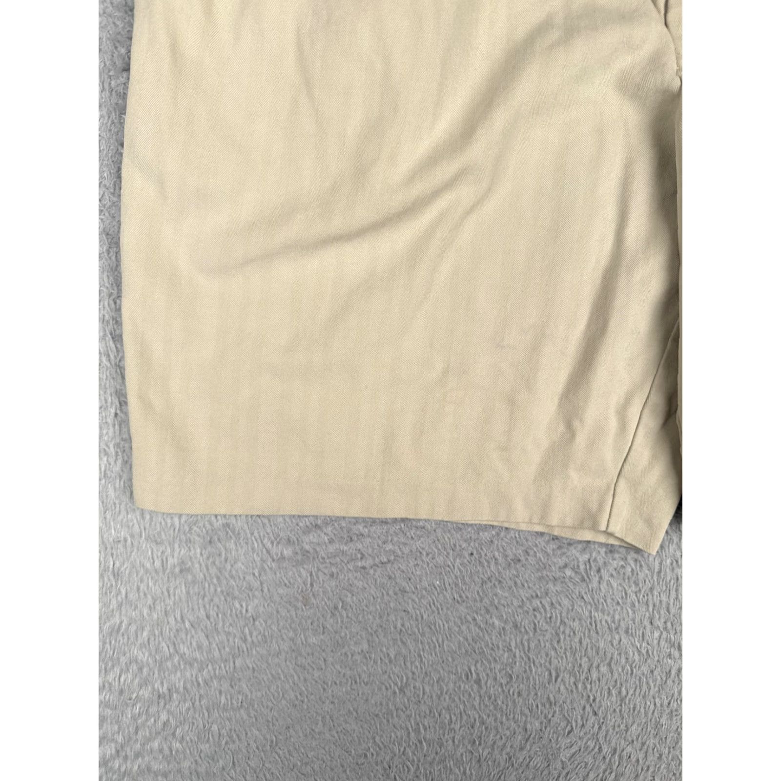 Tommy Bahama Tommy Bahama Shorts Mens 40 Khaki Silk Blend Pleated Chino Golf Herringbone Size US 40 / EU 56 - 3 Thumbnail
