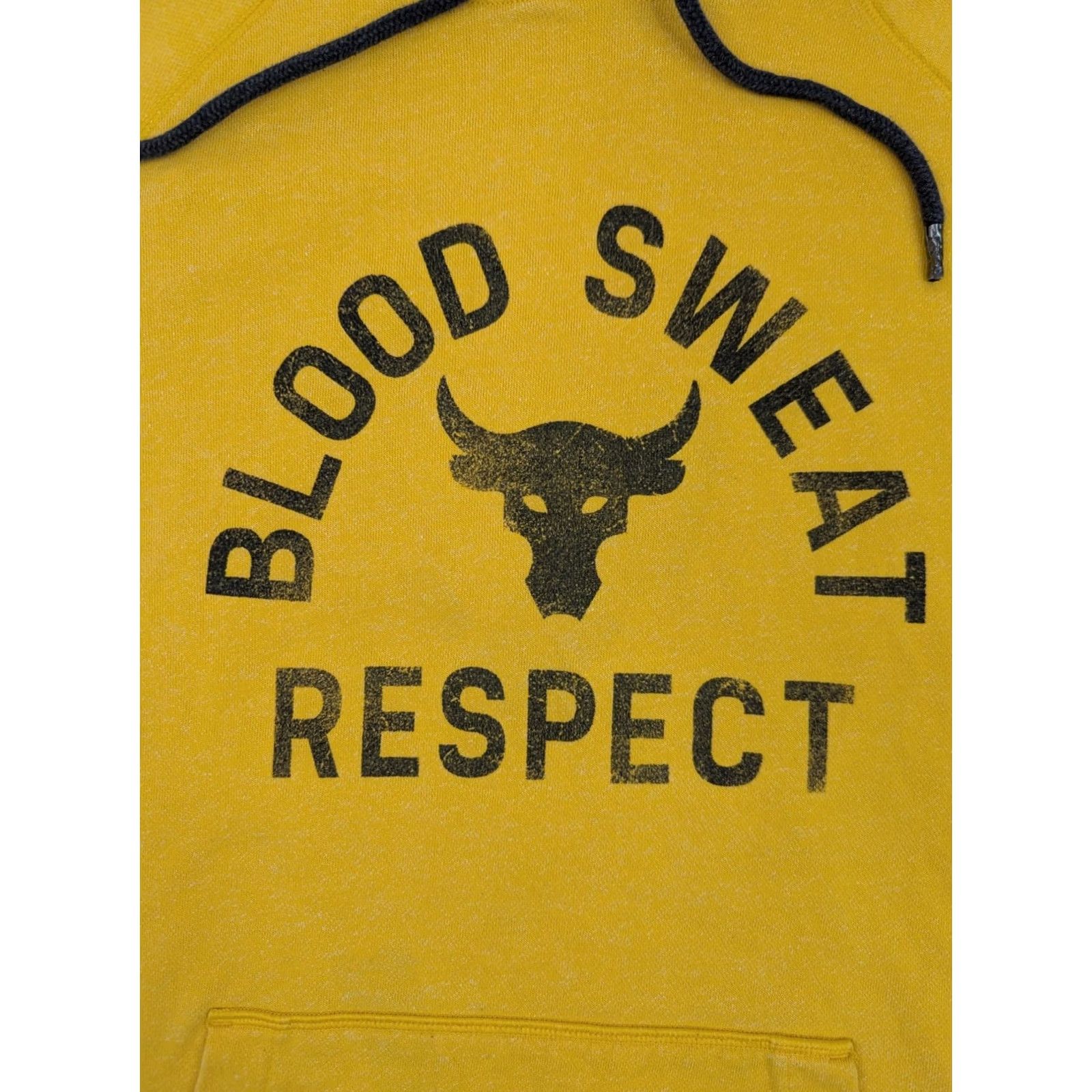 Under Armour Under Armour Project Rock Sleeveless Hoodie Men L, Yellow Brahma Bull Logo, Graphic Print, Hooded, Pullover, Gym & Training, Size L, Regular Fit Size US L / EU 52-54 / 3 - 3 Thumbnail