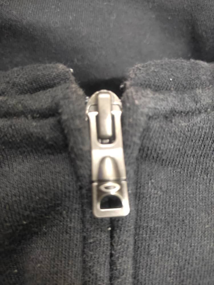 Oakley × Vintage OAKLEY ZIP UP HOODIE Size US M / EU 48-50 / 2 - 4 Thumbnail