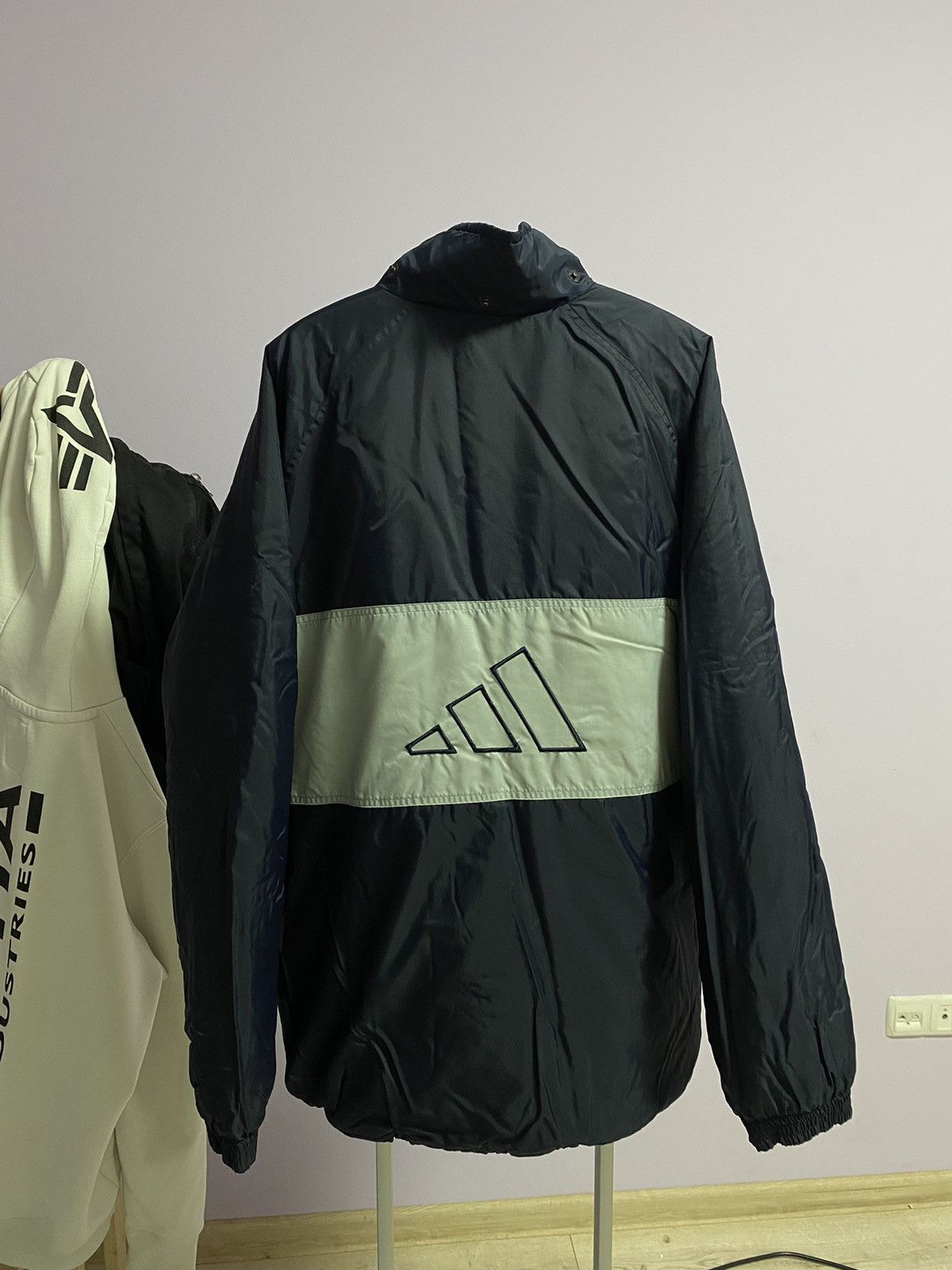 Adidas × Vintage 🥷🏻Vintage 90s Adidas Puffer Jacket BIG LOGO Size US M / EU 48-50 / 2 - 9 Thumbnail