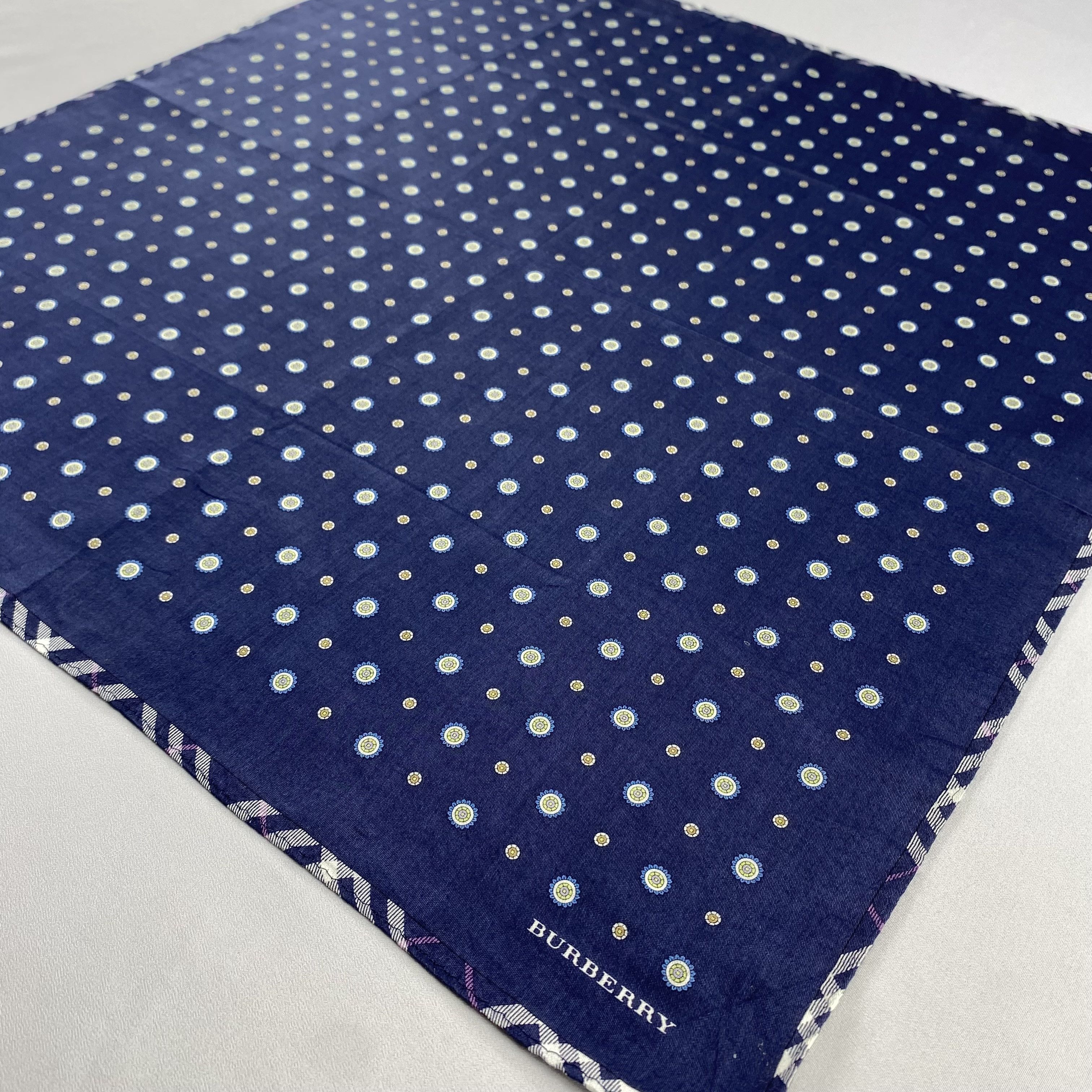 Burberry × Vintage Burberry Handkerchief / Neckerchief / Bandana-P1778 Size ONE SIZE - 2 Thumbnail
