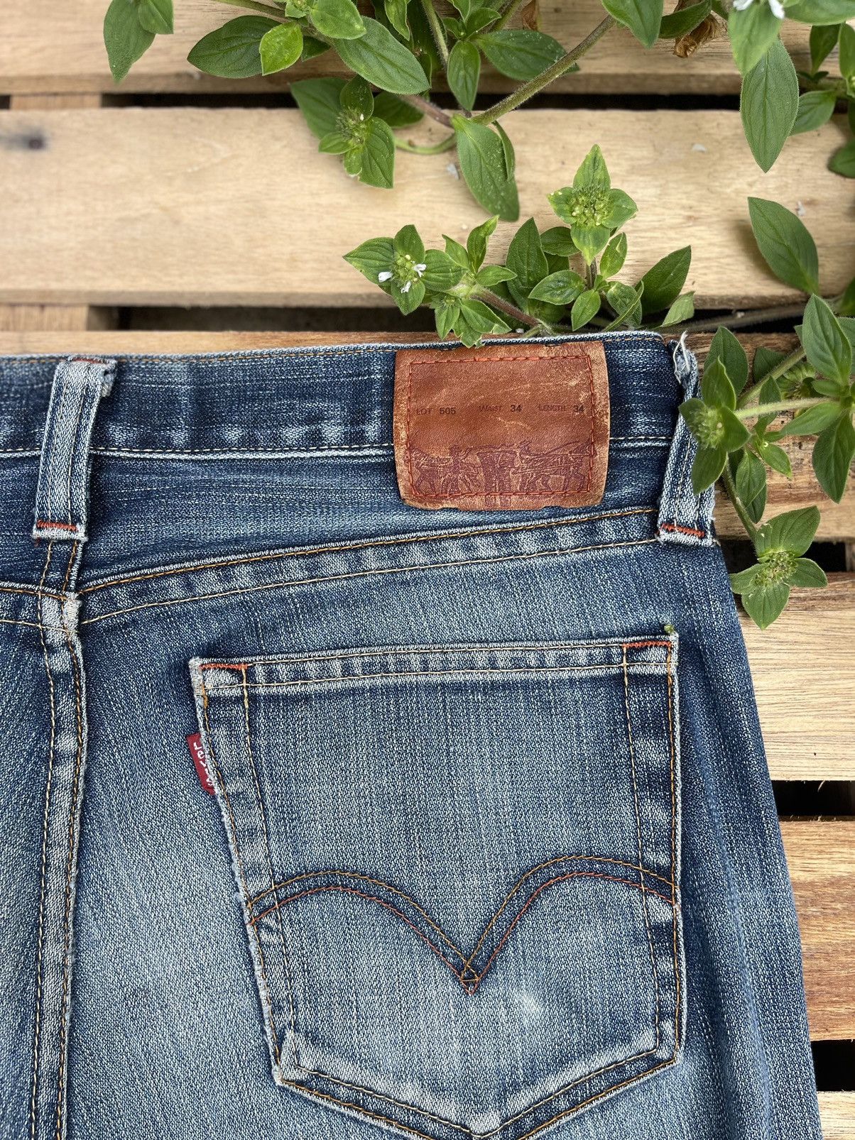 Levis 505 Distressed Faded Denim Jeans