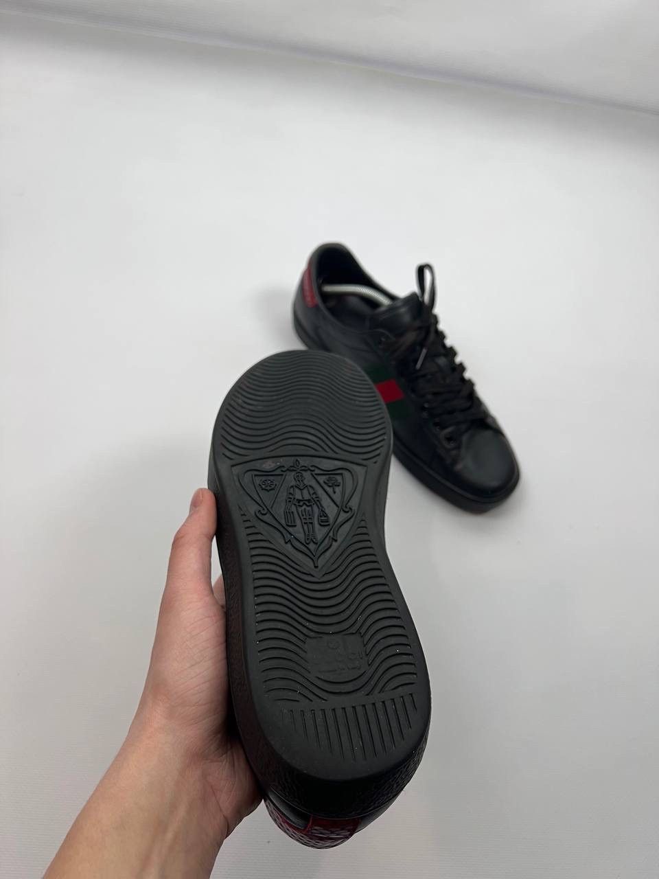 Gucci Gucci Ace black leather classic sneaker size 8 1/2 Size US 8 / EU 41 - 9 Thumbnail