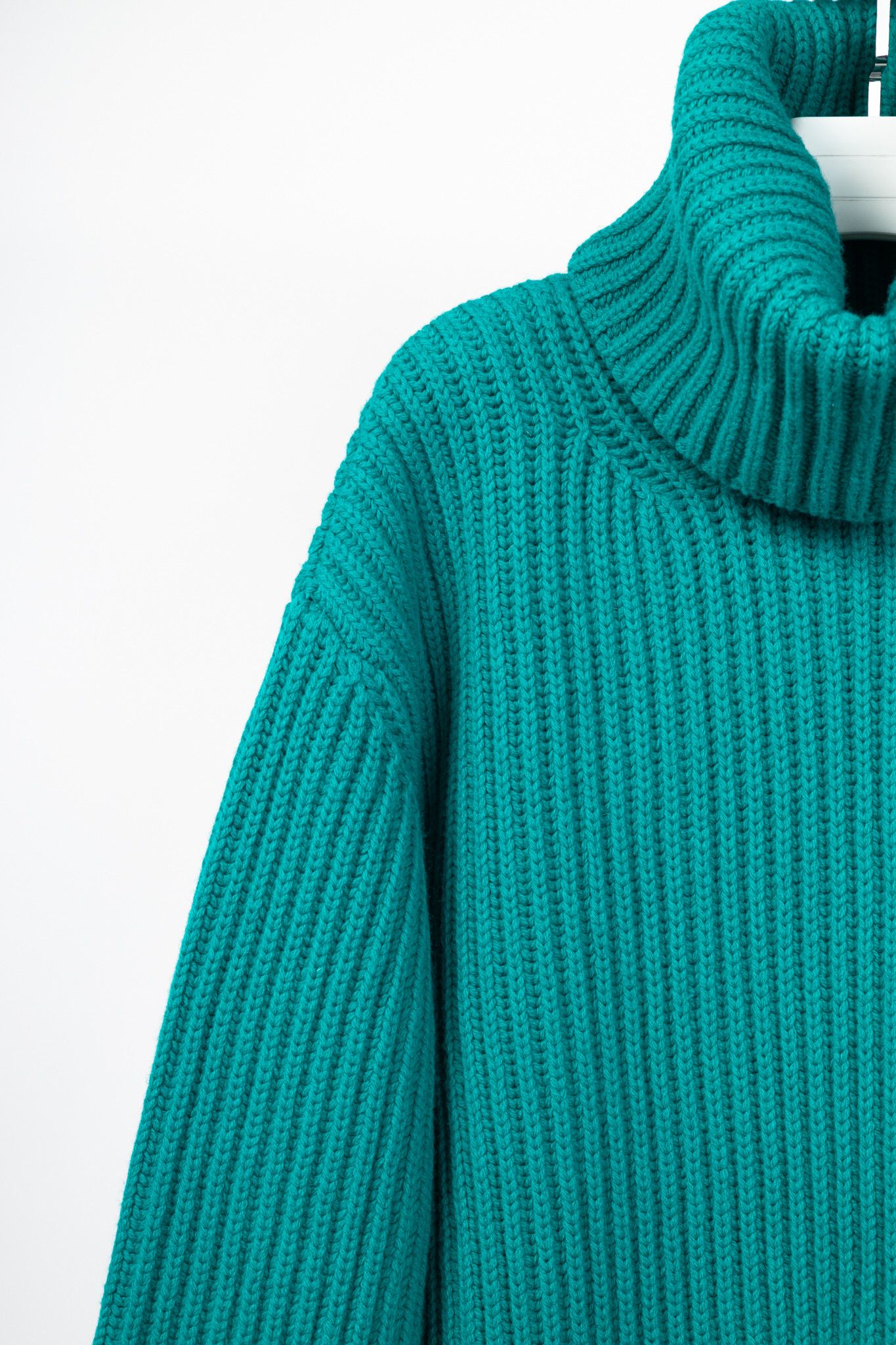 Balenciaga Balenciaga AW17 Turquoise Oversized Ribbed Wool Turtleneck Size XL / US 12-14 / IT 48-50 - 5 Thumbnail