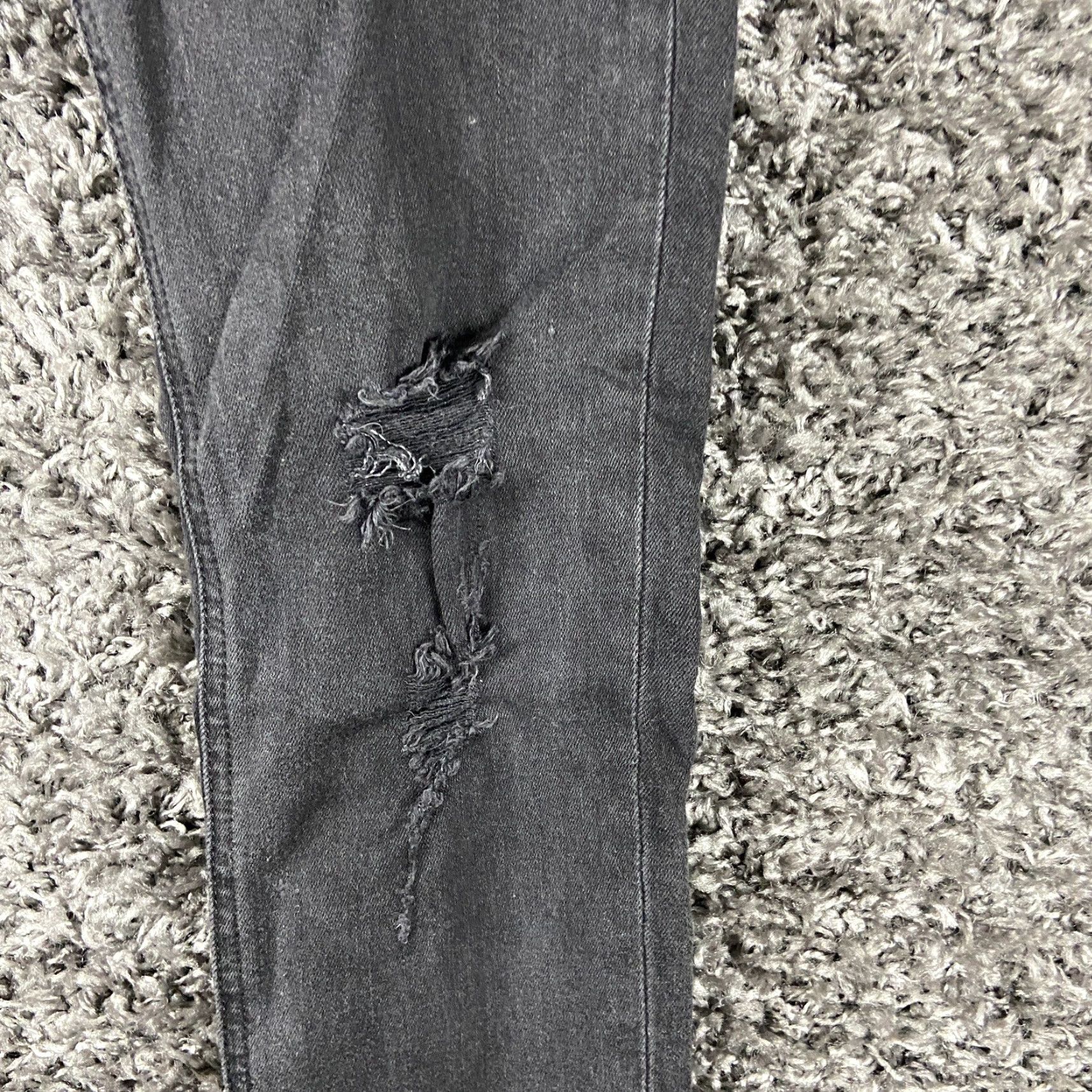 Rag & Bone Rag & Bone Jean Legging Black Distressed Skinny Women’s 26 - Women Jeans 26 Black Skinny Distressed Rag & Bone Size 26" / US 2 / IT 38 - 5 Thumbnail