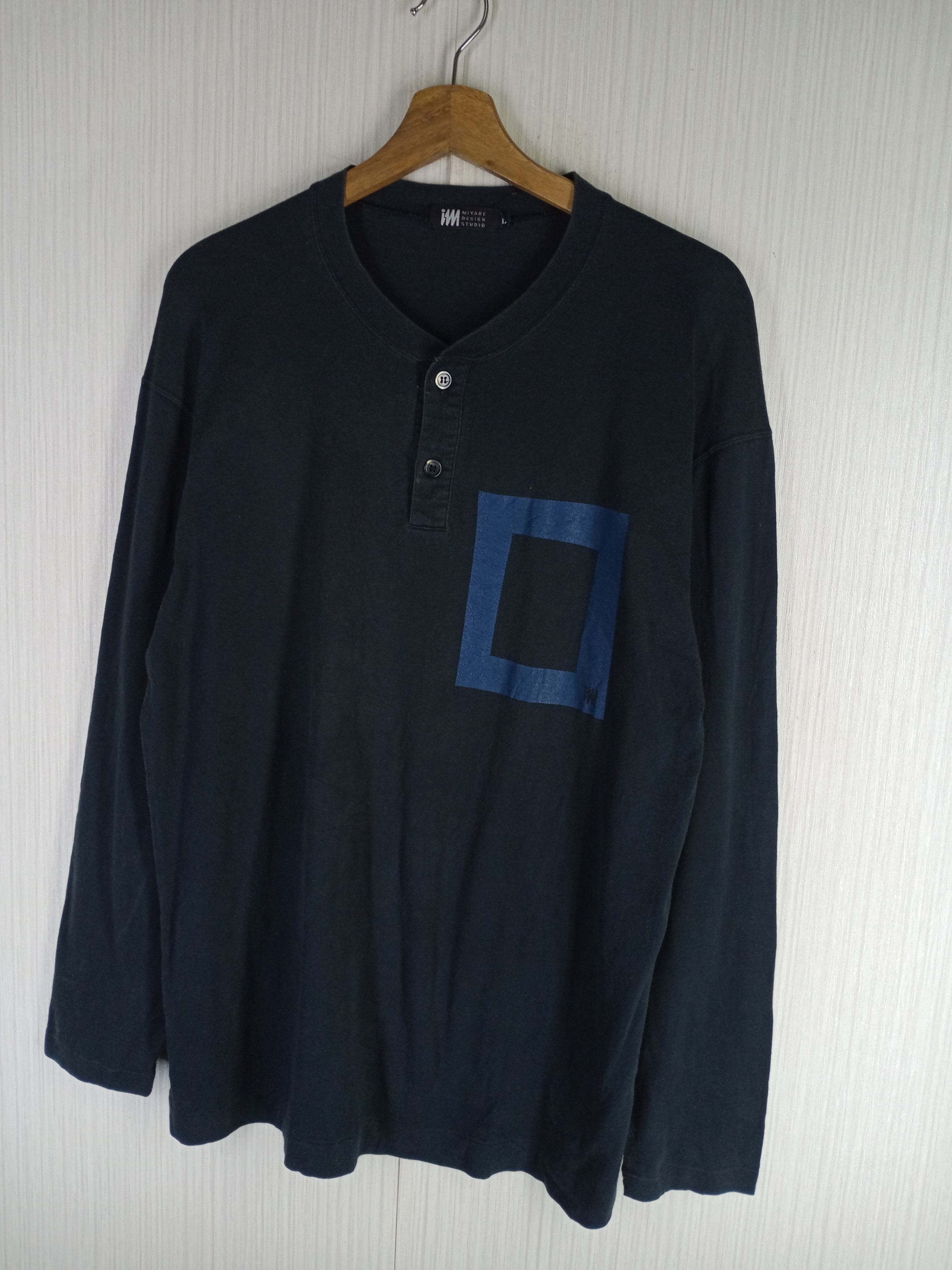 Issey Miyake Vintage 90s Issey Miyake Design Studio Long Sleeve Tee Size US L / EU 52-54 / 3 - 4 Thumbnail