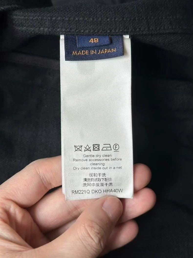 Louis Vuitton Louis Vuitton Denim jacket with DNA instruction listing ja Size US M / EU 48-50 / 2 - 3 Thumbnail
