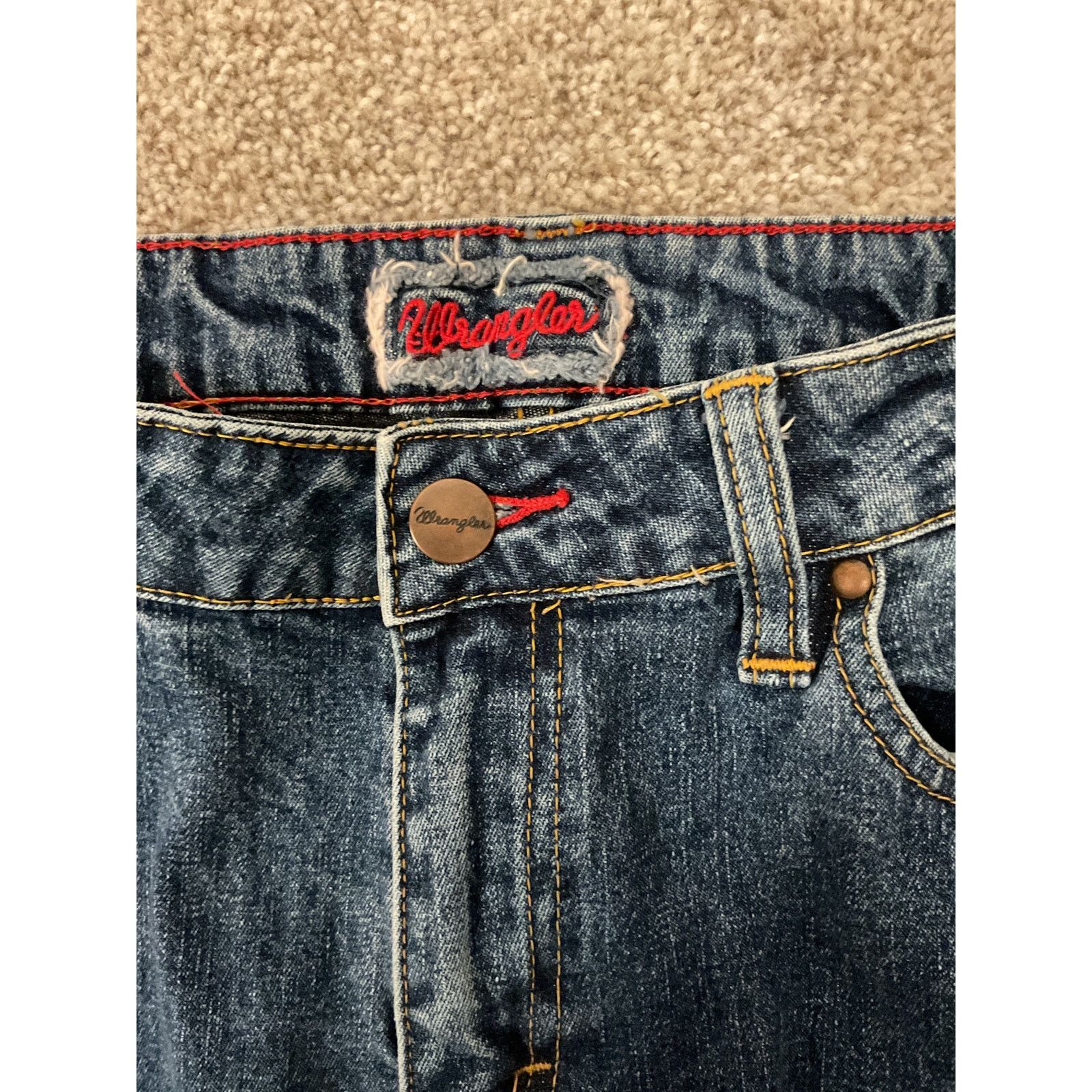 Wrangler Wrangler Women's Cowboy Cut Classic Western Jeans, 5/6x32 Size 27" / US 4 / IT 40 - 4 Thumbnail