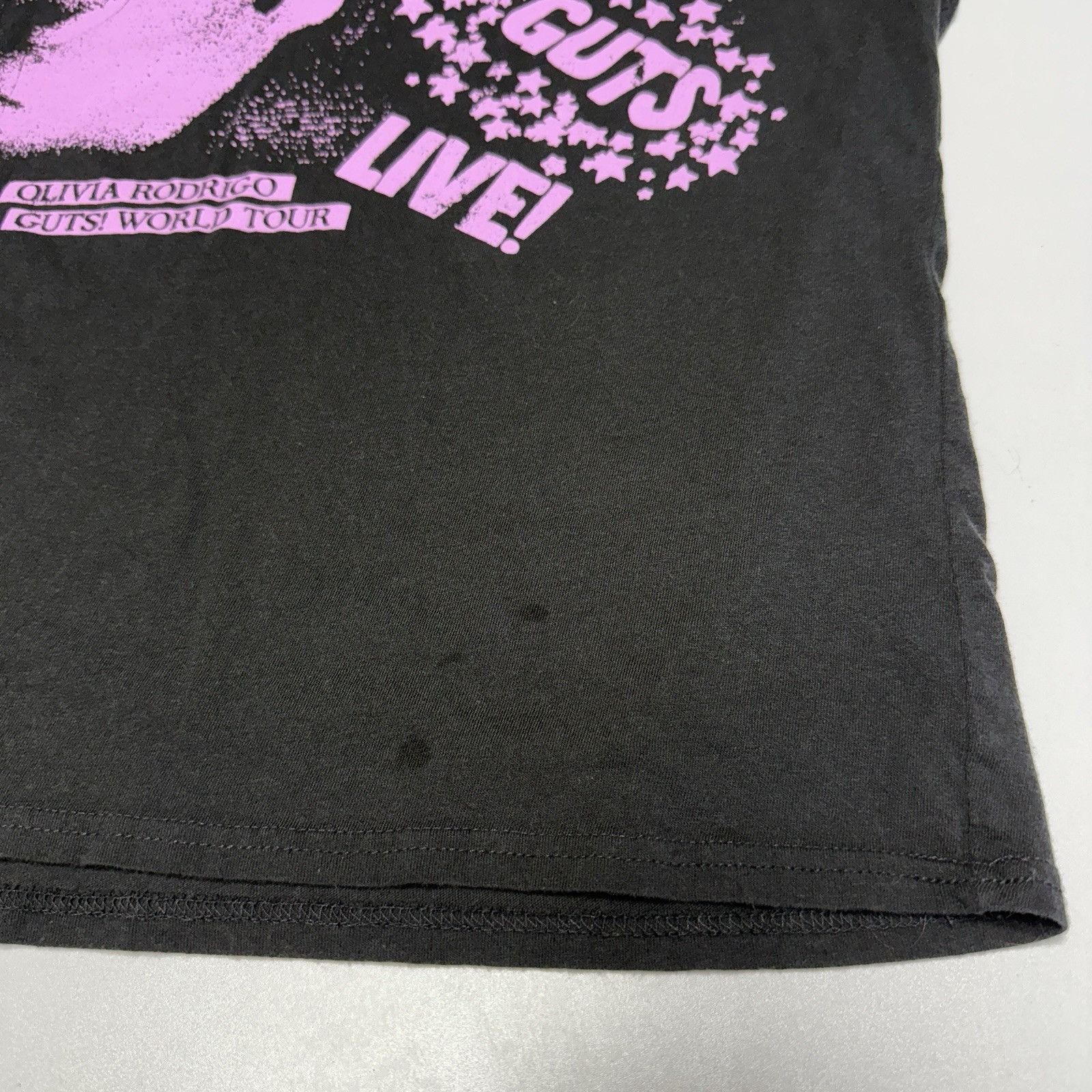 Other Olivia Rodrigo Guts World Tour T Shirt Size Medium 19.5x26.5 Size US M / EU 48-50 / 2 - 7 Thumbnail