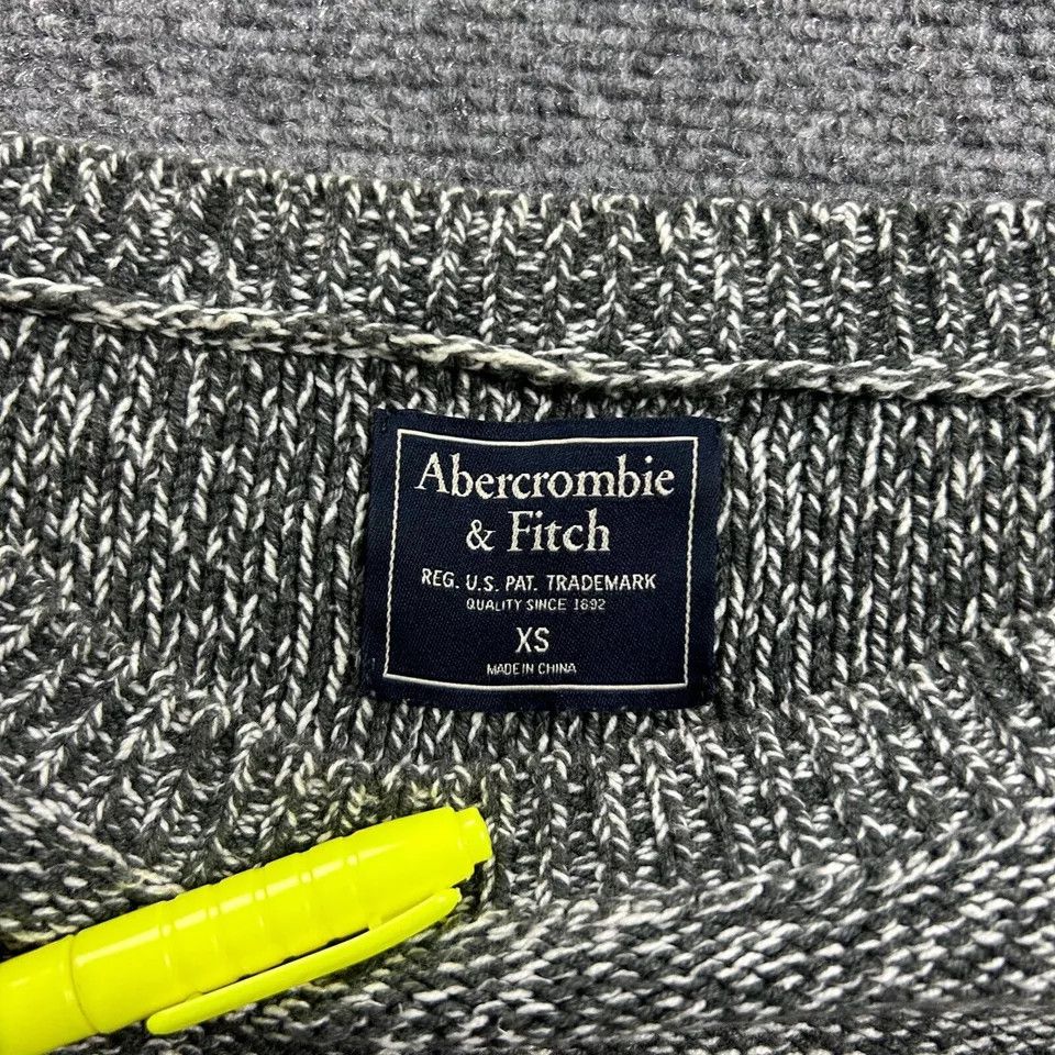 Abercrombie & Fitch Abercrombie & Fitch Sweater Womens Extra Small Gray Knit Size XS / US 0-2 / IT 36-38 - 4 Thumbnail