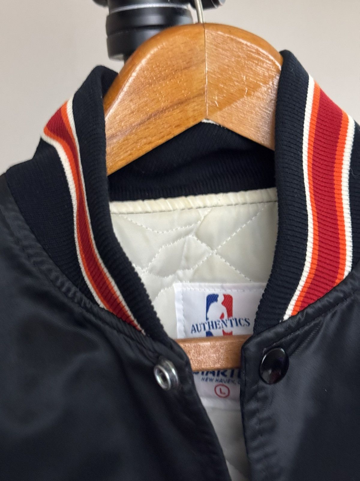 Starter Vintage Starter Satin jacket Miami heat near new size L Size US L / EU 52-54 / 3 - 5 Thumbnail