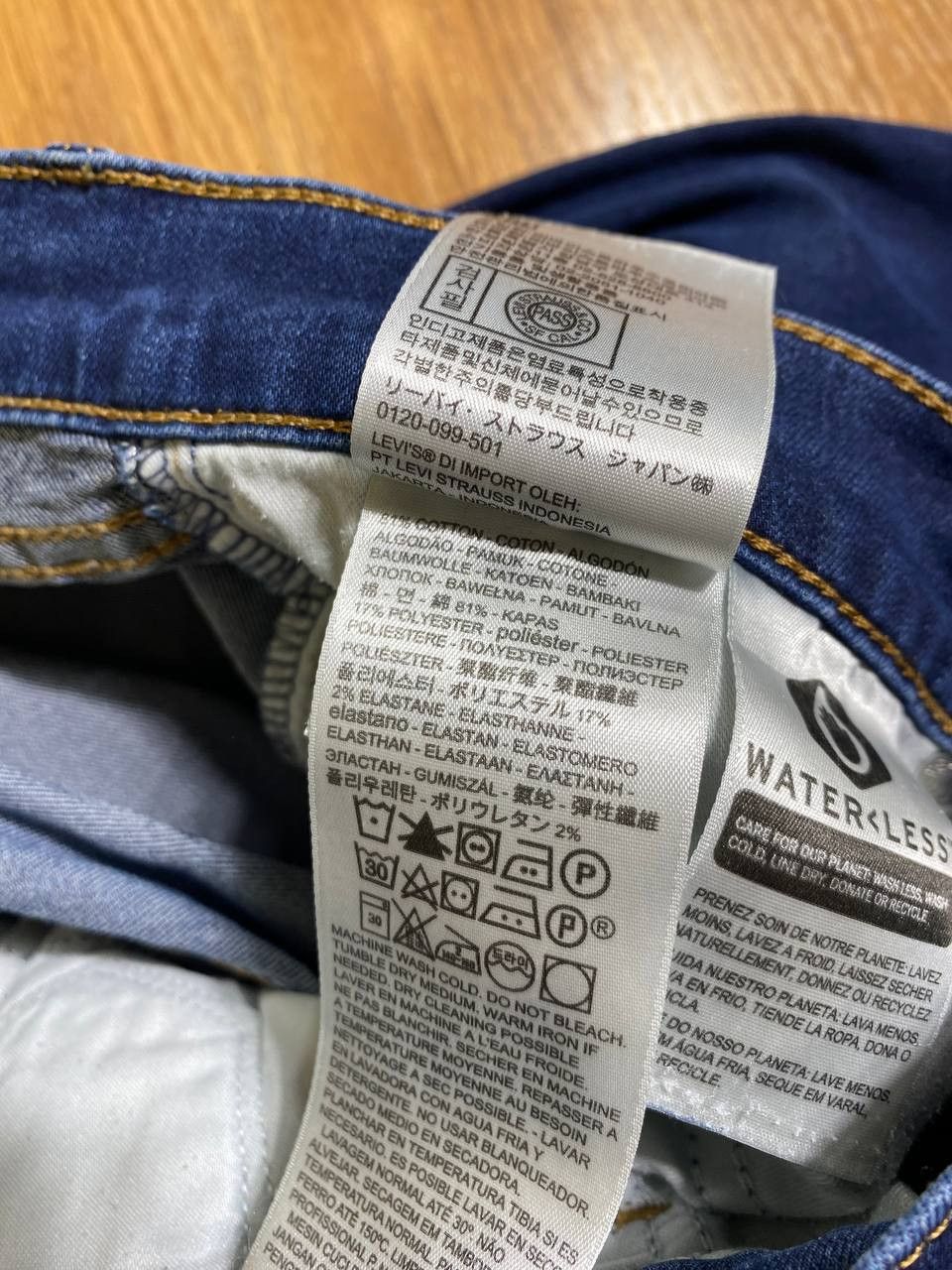 Levi's × Levi's Vintage Clothing × Vintage Vintage 80s Levis 501 single R light wash jeans Size US 29 - 10 Thumbnail