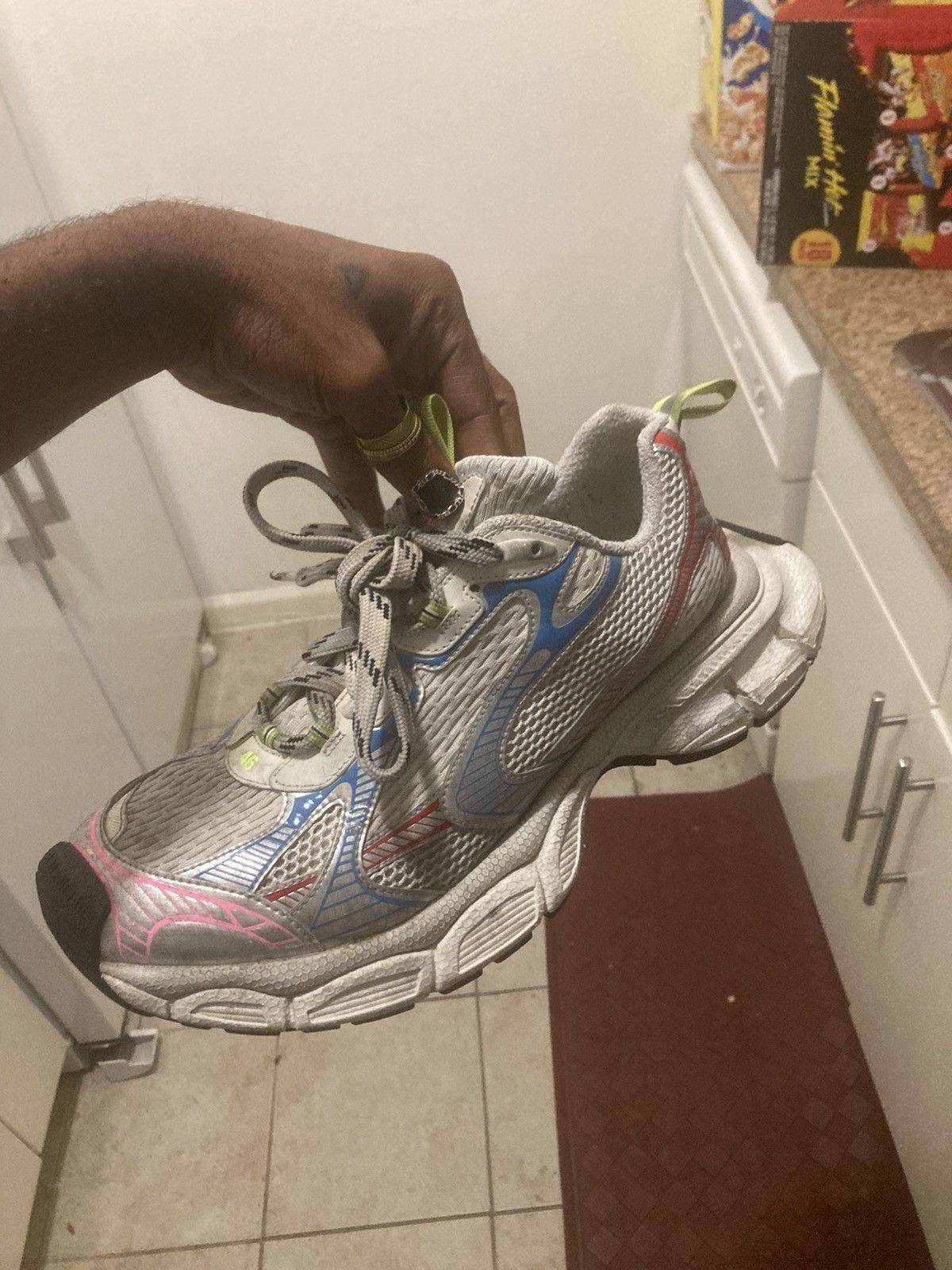 Balenciaga Balenciaga 3XL Size US 13 / EU 46 - 1 Thumbnail