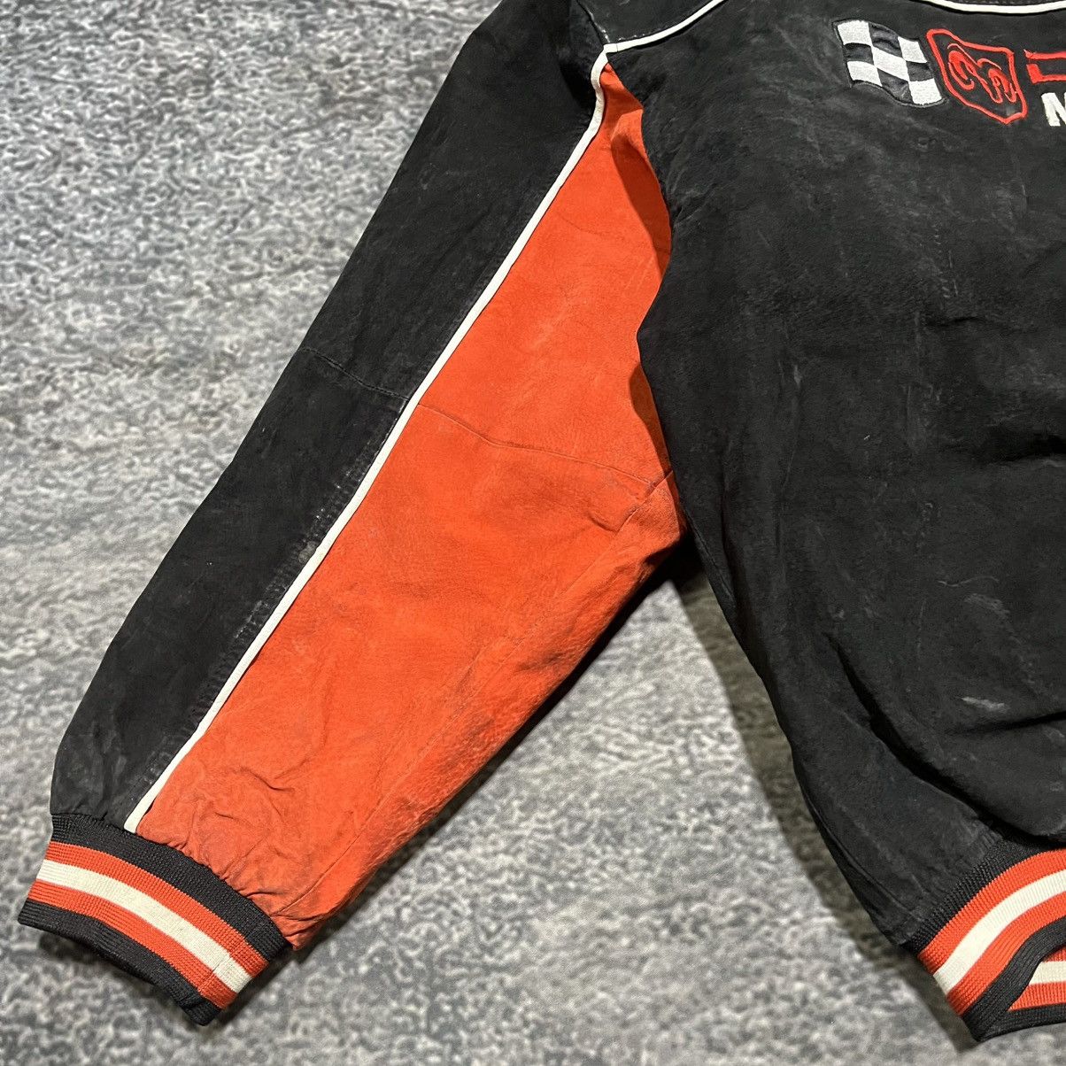 Vintage VINTAGE 90s DODGE MOTORSPORTS RACING SUEDE JACKET MEDIUM Size US M / EU 48-50 / 2 - 13 Thumbnail