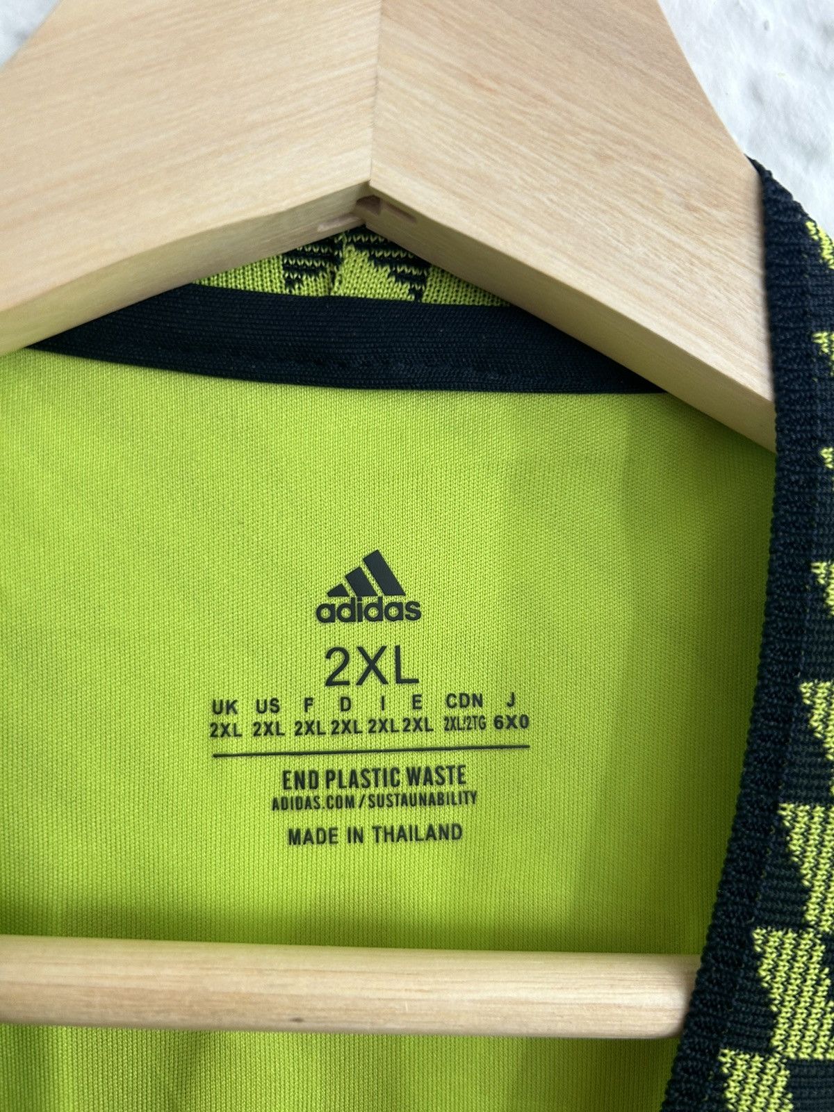 Adidas 2022-23 Casemiro Adidas Manchester United 3rd Kit Size US XXL / EU 58 / 5 - 5 Thumbnail