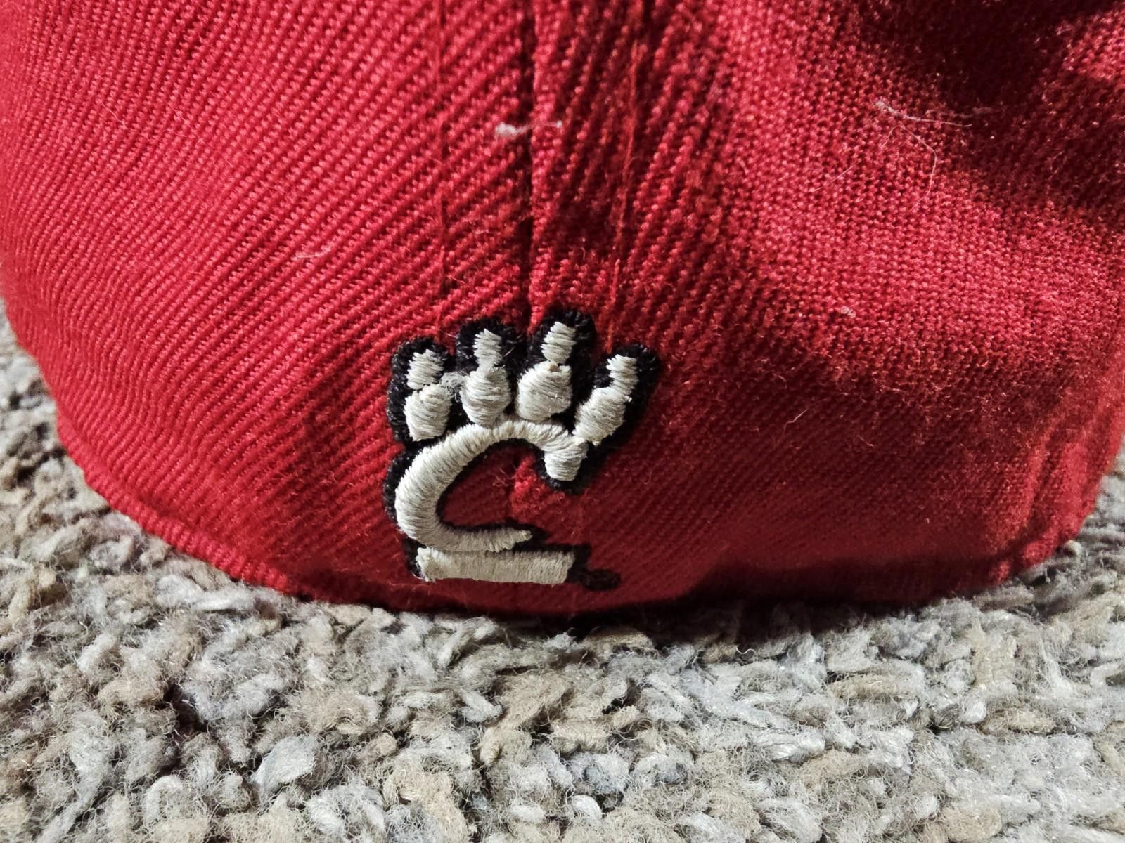 Zephyr Zephyr Fitted Cincinnati Bearcats Baseball Red Hat Cap 7 1/4 Size ONE SIZE - 5 Thumbnail