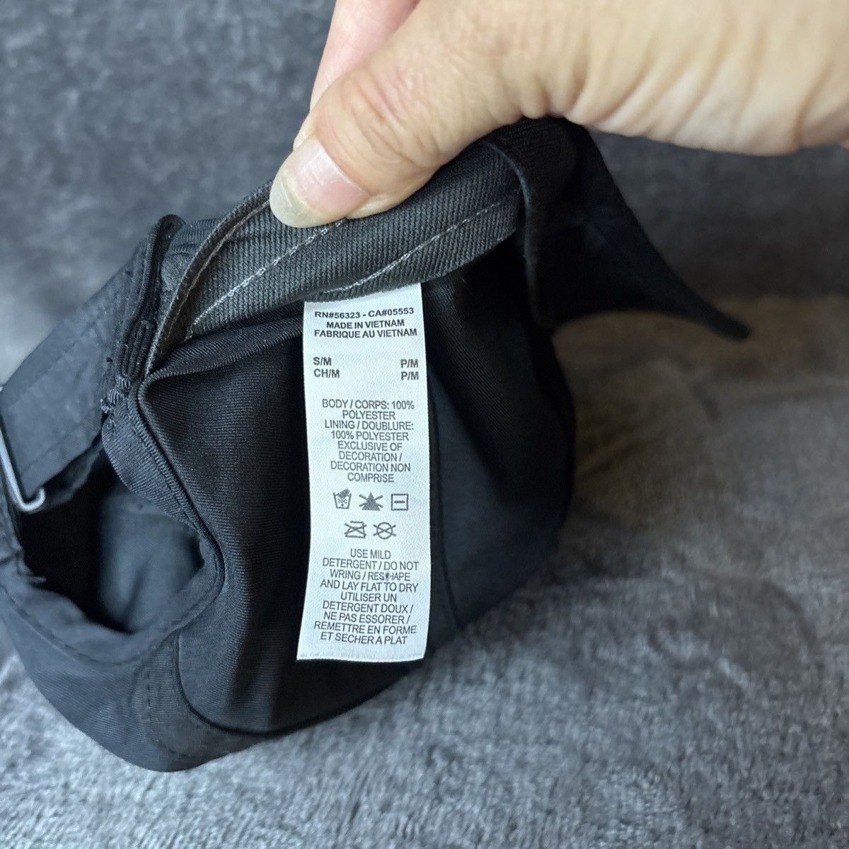 Other Nike Hat Cap Men Strap Back Black Featherlight Dri Fit Size ONE SIZE - 6 Thumbnail