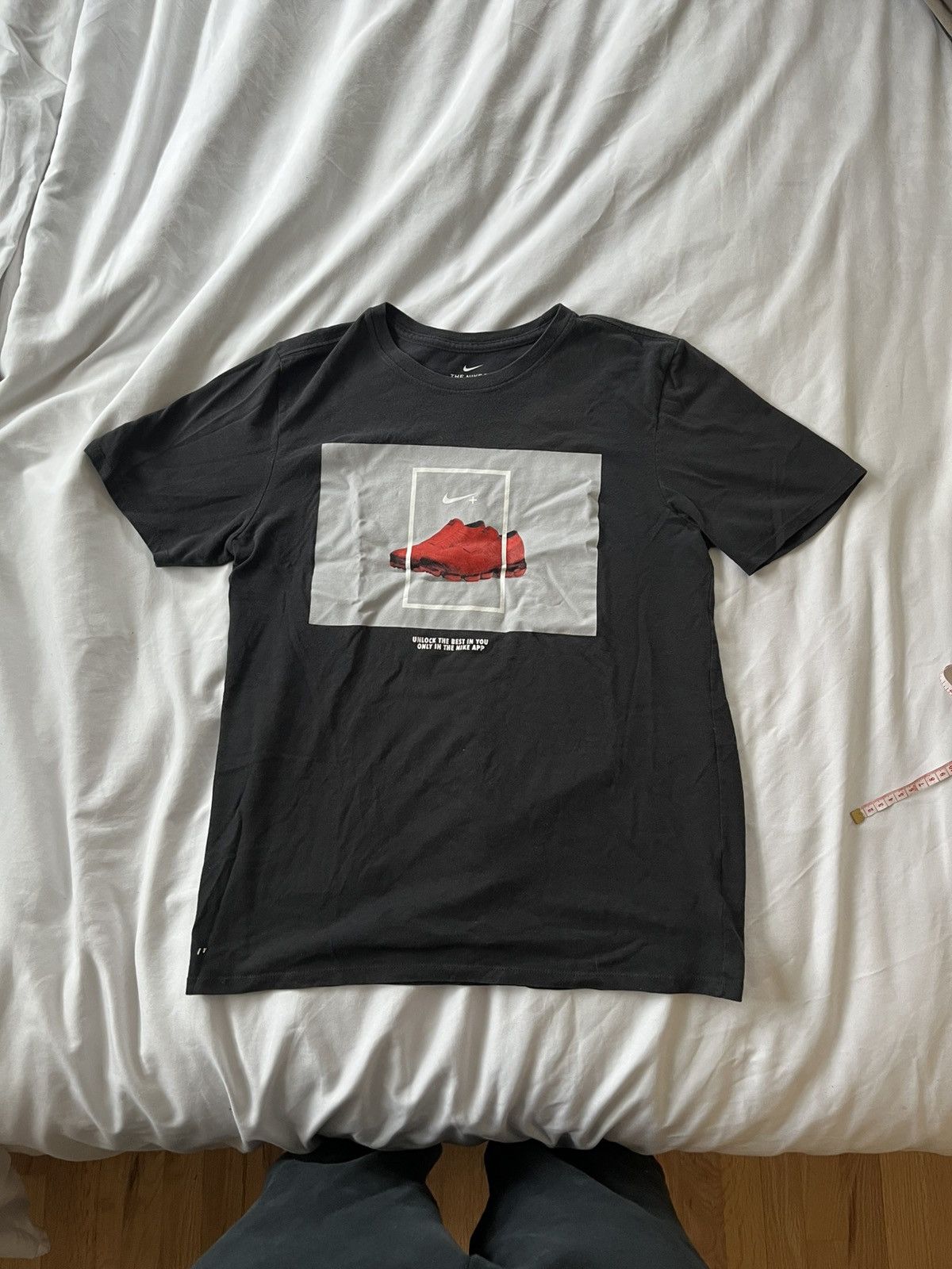 Nike Nike App Promotion T-Shirt Size US M / EU 48-50 / 2 - 1 Thumbnail