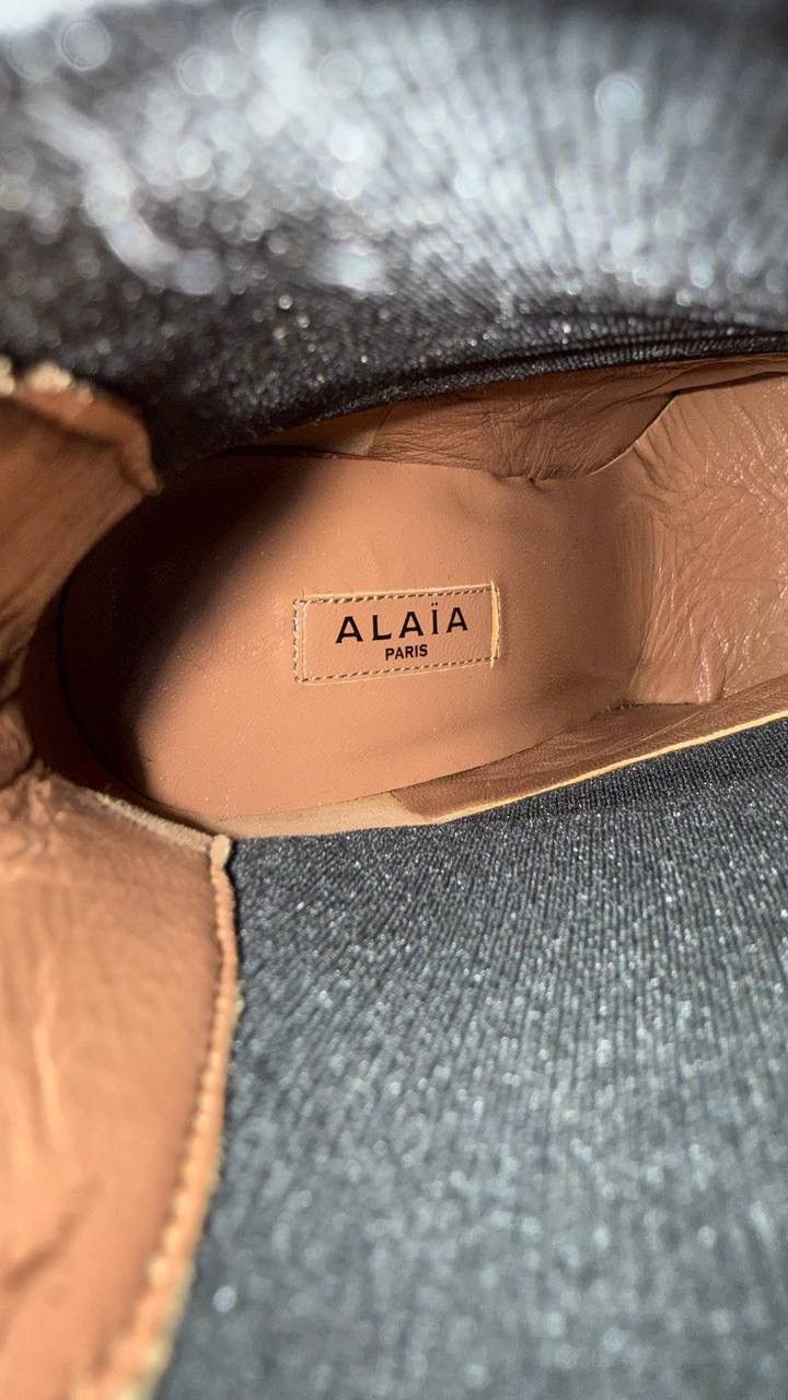 Alaia Alaia Black Suede Gomet Embellished Ankle Boots Size 37 Size US 7 / IT 37 - 8 Thumbnail