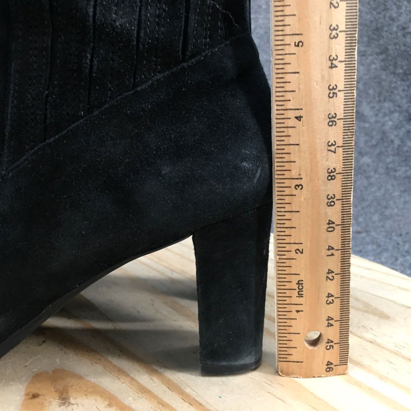 Vintage Aerosoles Fifth Ave Boots Womens Casual Ankle Bootie Black Suede Block Heels • US 6 / UK 3 / AU 4 / EU 36 # Womens Boots Size US 6 / IT 36 - 7 Thumbnail