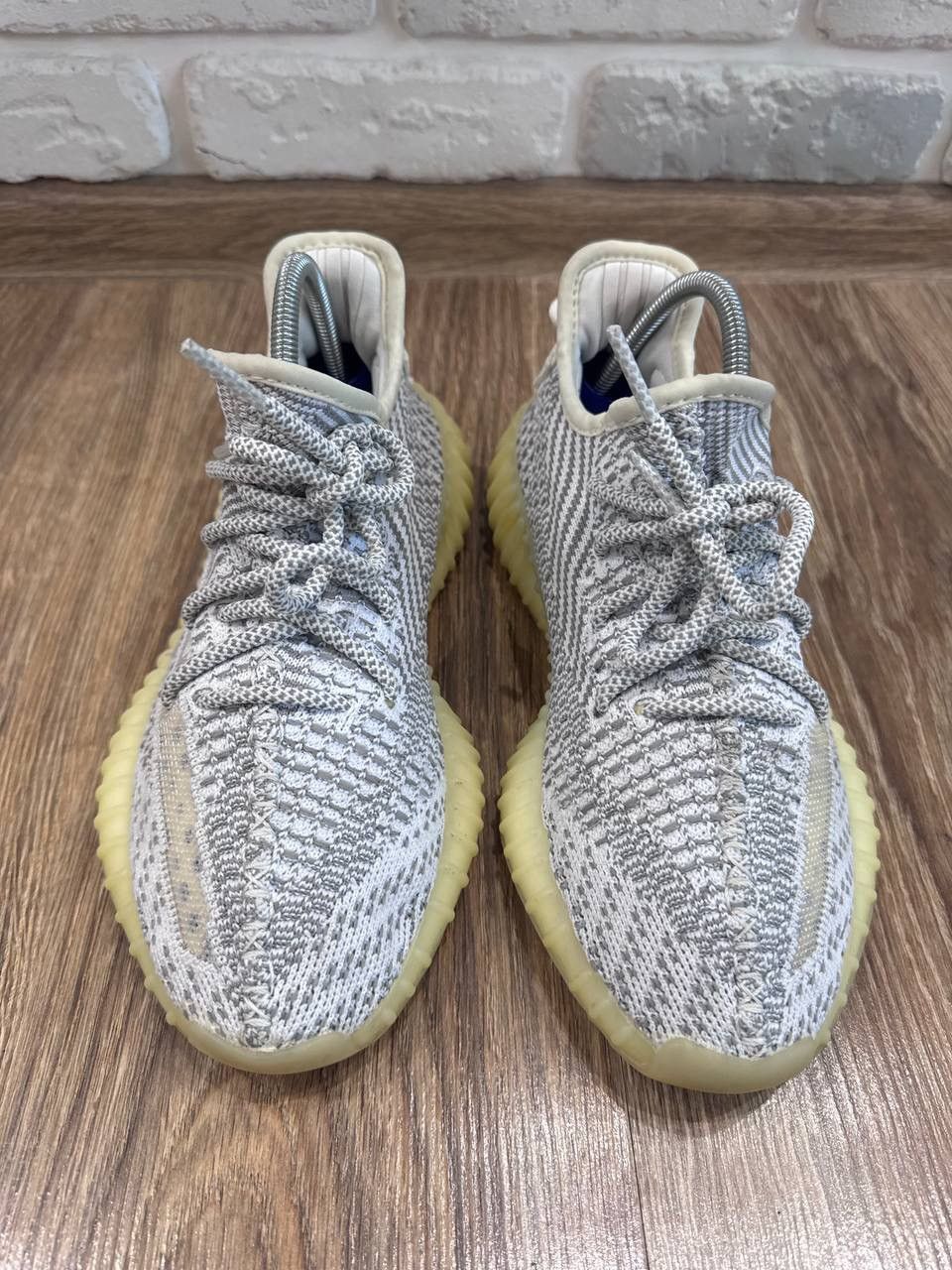 Adidas ADIDAS YEEZY BOOST 350 V2 STATIC REFLECTIVE Size US 5.5 / EU 38 - 5 Thumbnail