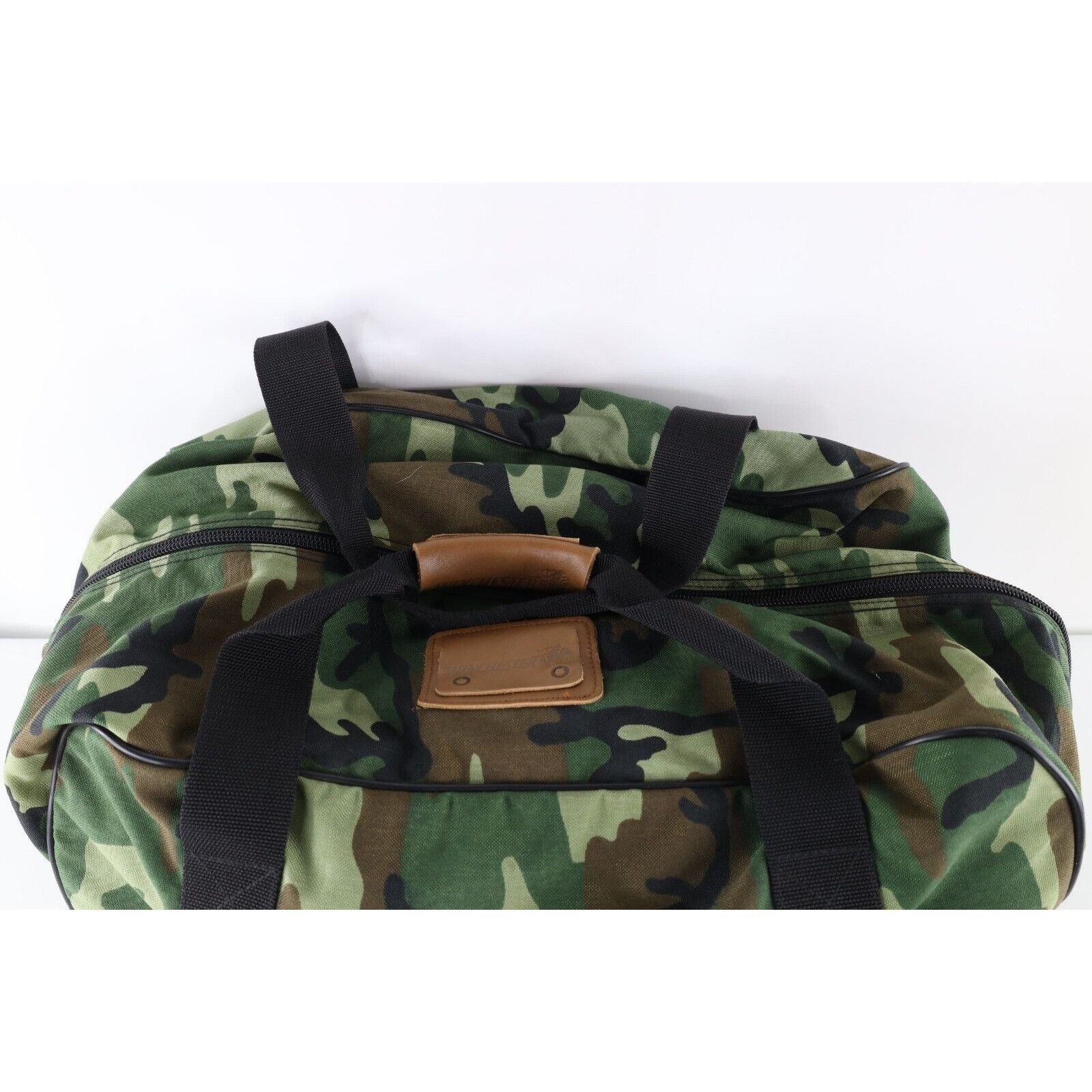 Vintage × Winchester Vintage 90s Winchester Spell Out Camouflage Duffel Bag Size ONE SIZE - 3 Thumbnail