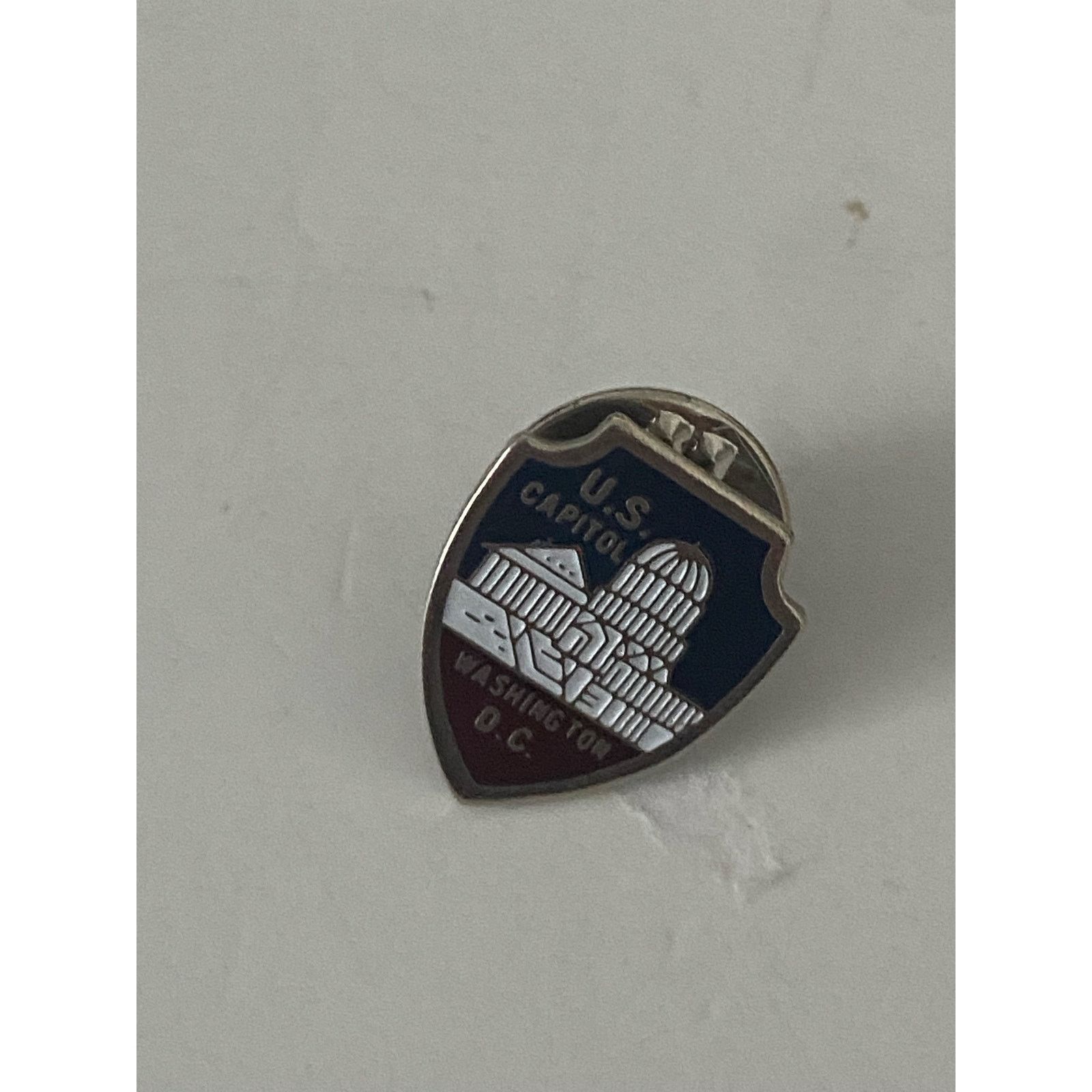Other US capital lapel pin Size ONE SIZE - 5 Thumbnail