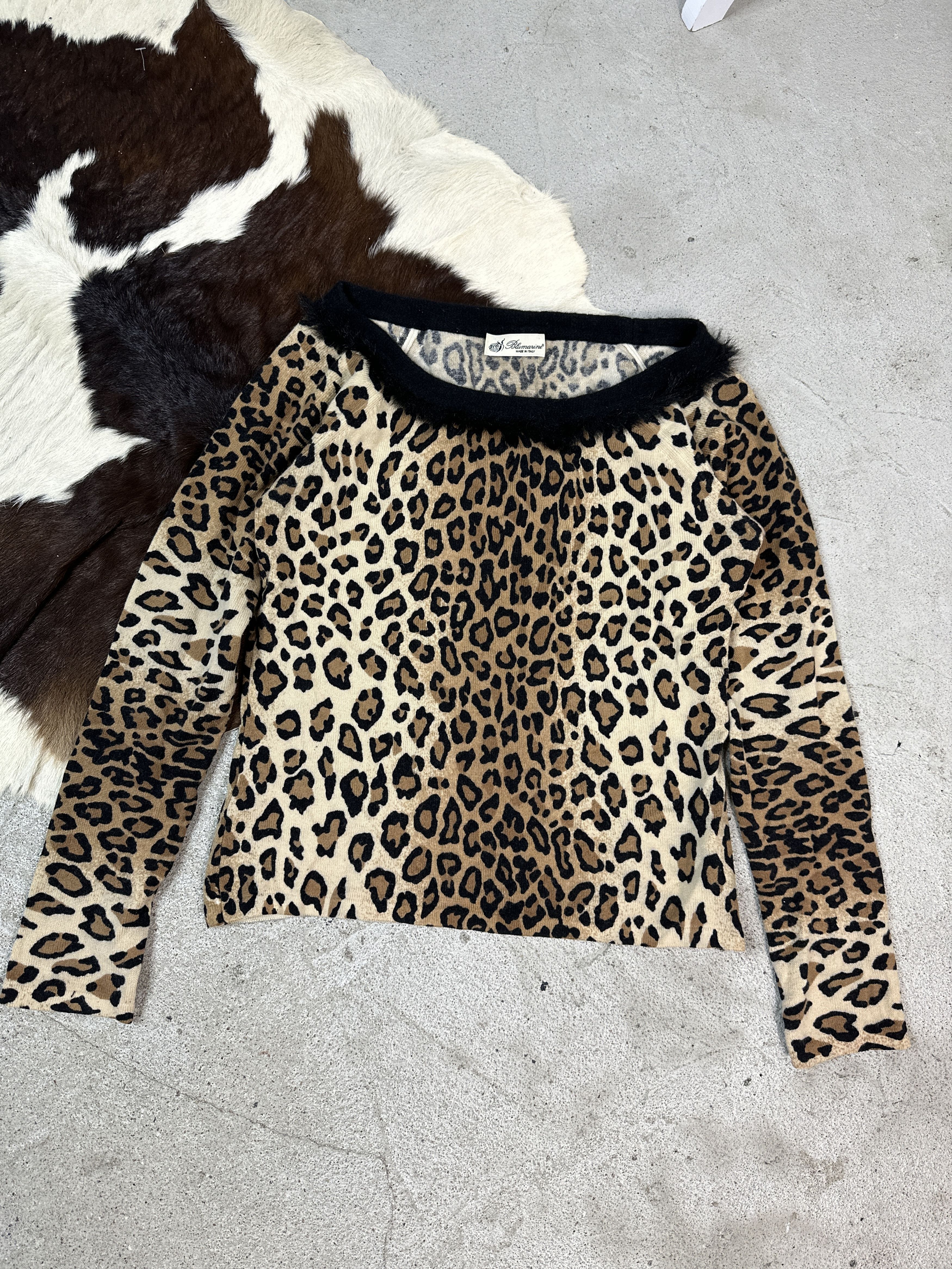 Blumarine × Vintage Vintage Blumarine Leopard Silk Top Size M / US 6-8 / IT 42-44 - 1 Thumbnail