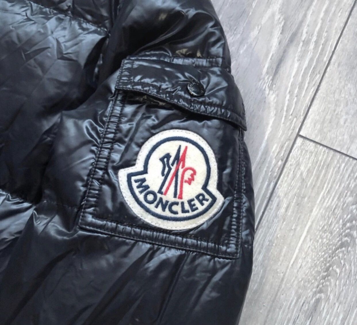Moncler Moncler Bady Black Size 2 Size M / US 6-8 / IT 42-44 - 2 Thumbnail
