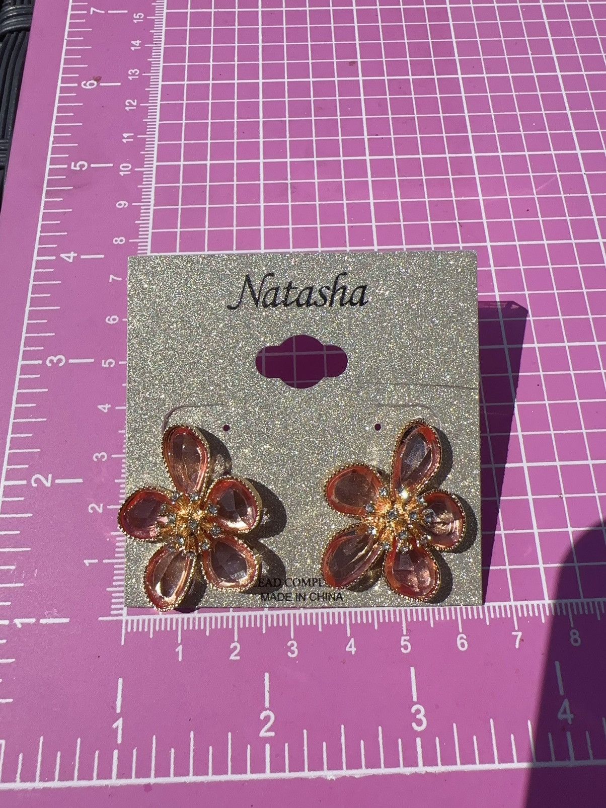 Designer Natasha Gold tone Pink crystal flower earrings stud Size ONE SIZE - 5 Thumbnail