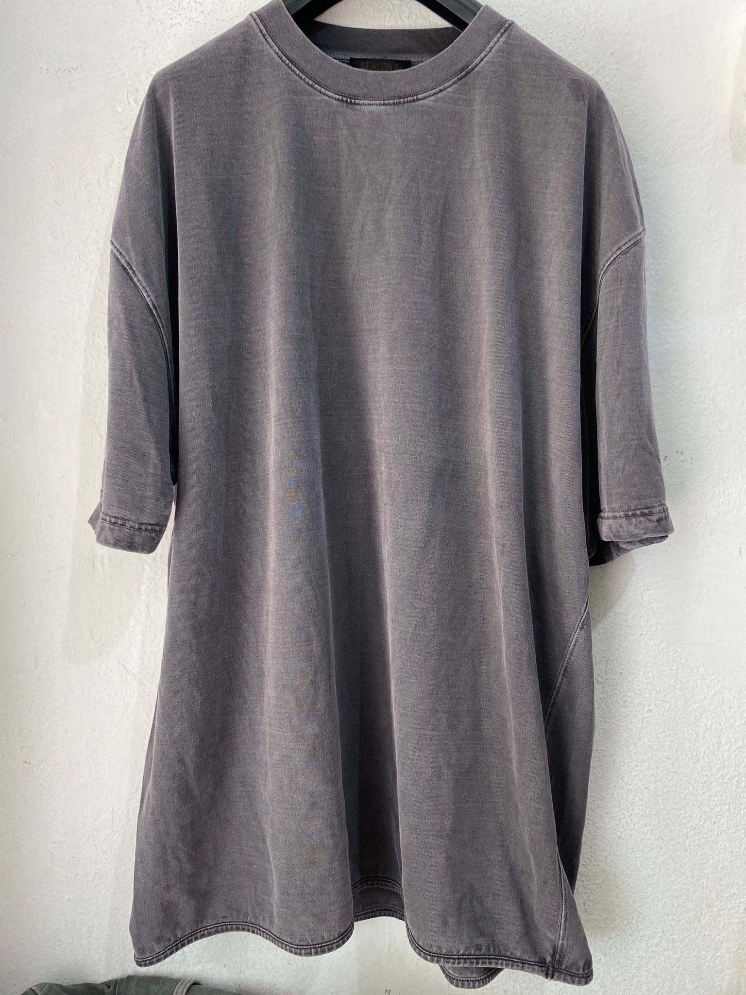 Yeezy Yeezy Season 3 Short Sleeve T-Shirt Size US XL / EU 56 / 4 - 1 Thumbnail