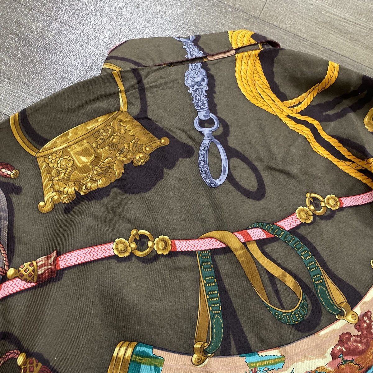 Hermes 90s Arcive Hermes Paris Equestrian Scarf Graphic Silk Shirt Size US L / EU 52-54 / 3 - 24 Thumbnail