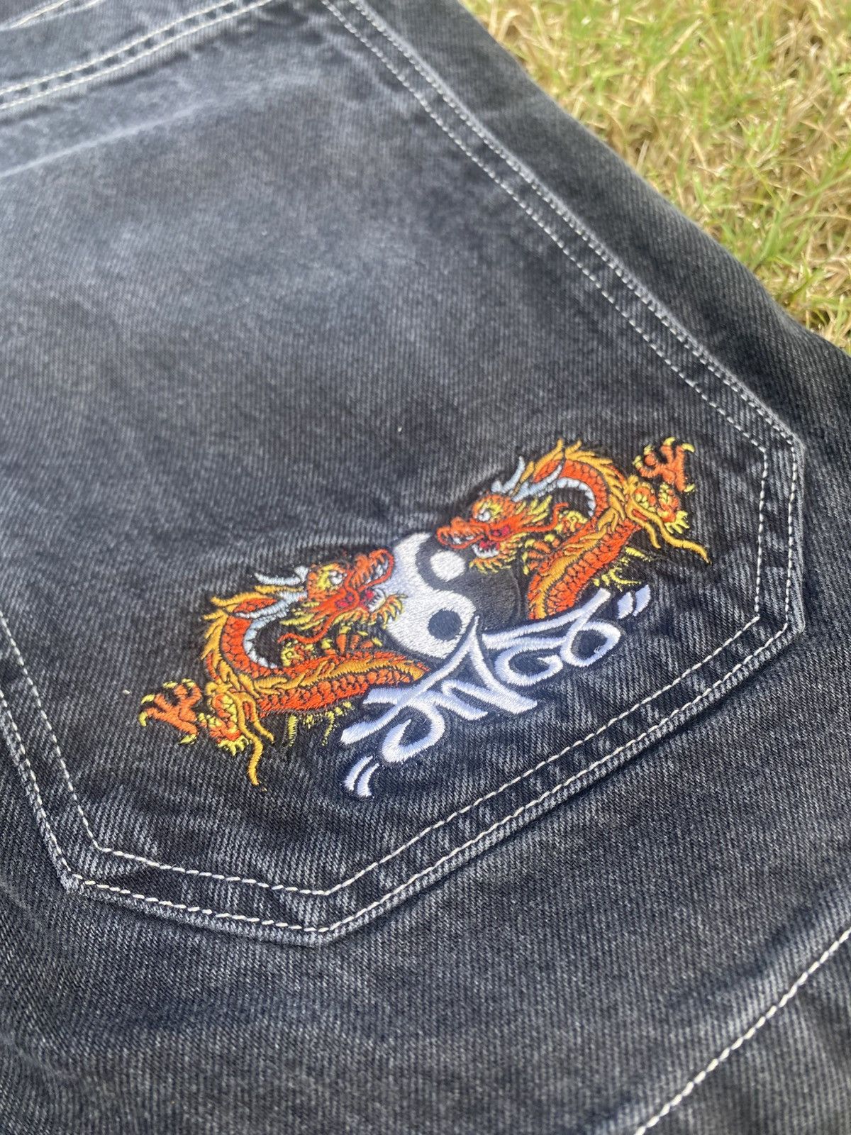 JNCO JNCO yin and yang dragon shorts Size US 26 / EU 42 - 3 Thumbnail
