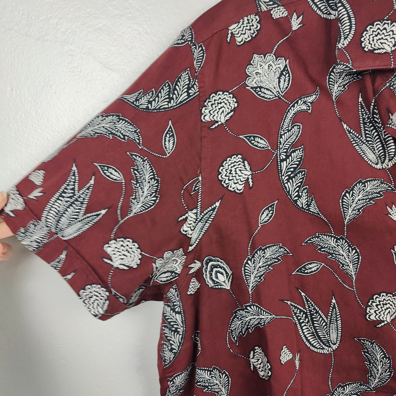 Ted Baker Ted Baker Floral Printed Shirt Mens XL 5 Red Button Down Size US XL / EU 56 / 4 - 2 Thumbnail