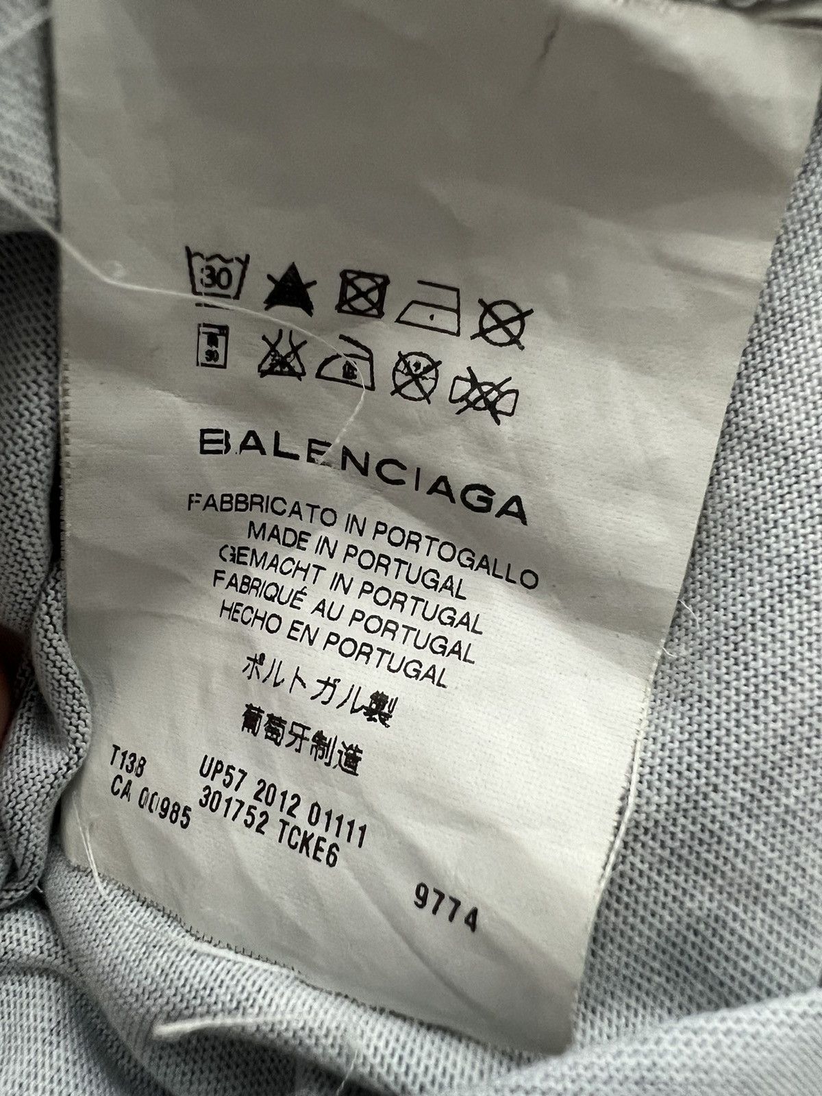 Balenciaga Balenciaga Vintage T-Shirt Size US L / EU 52-54 / 3 - 5 Thumbnail