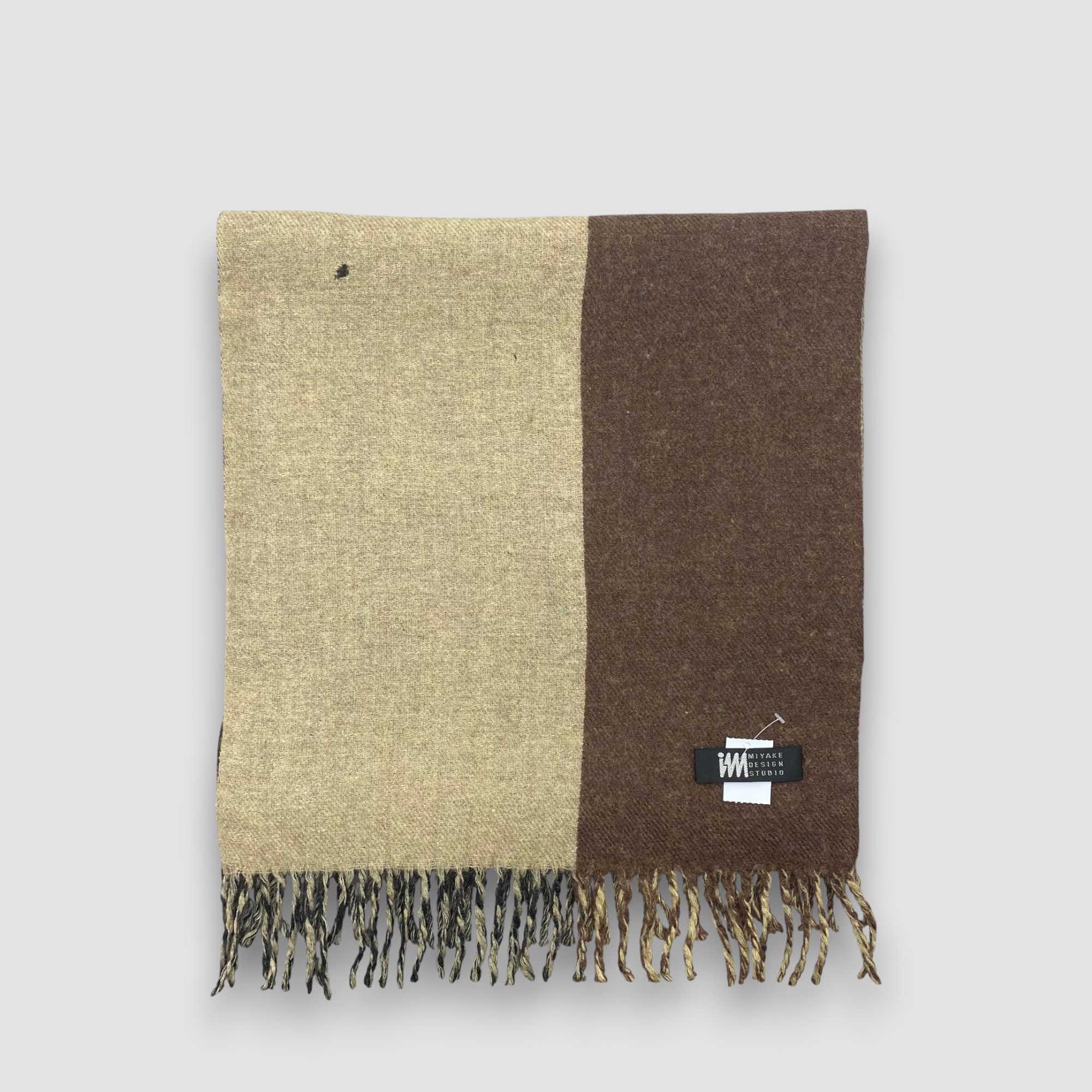 Issey Miyake Vintage Issey Miyake Scarf Muffler Wool Fringe Winter Size ONE SIZE - 2 Thumbnail