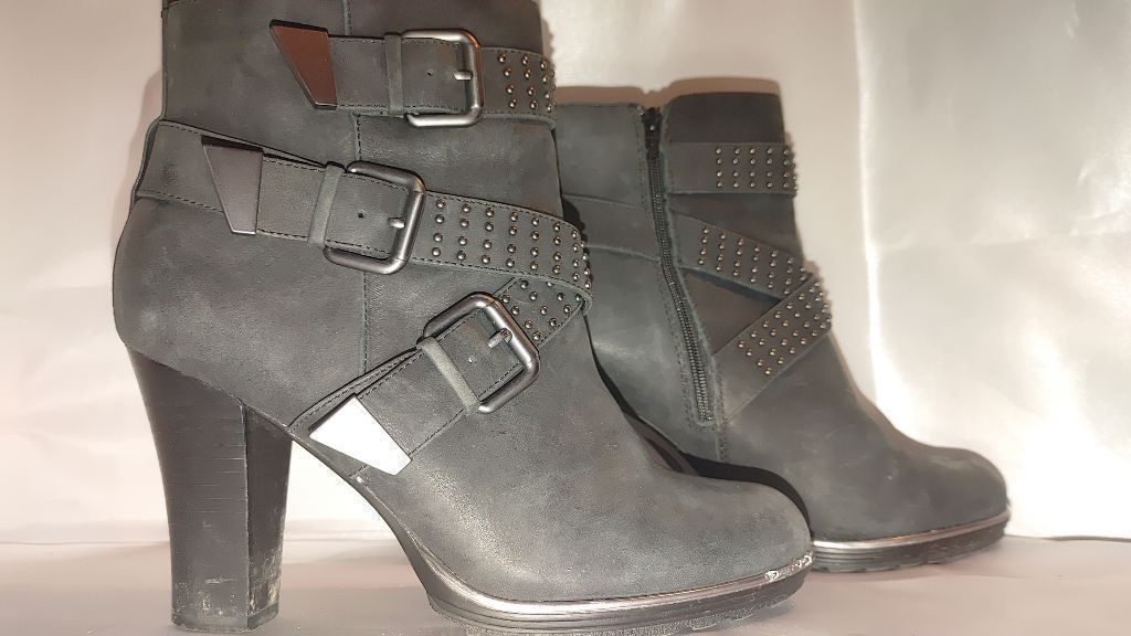 Soffe Sofft Whitney Studded Moto Boots Size 8M Size US 8 / IT 38 - 3 Thumbnail