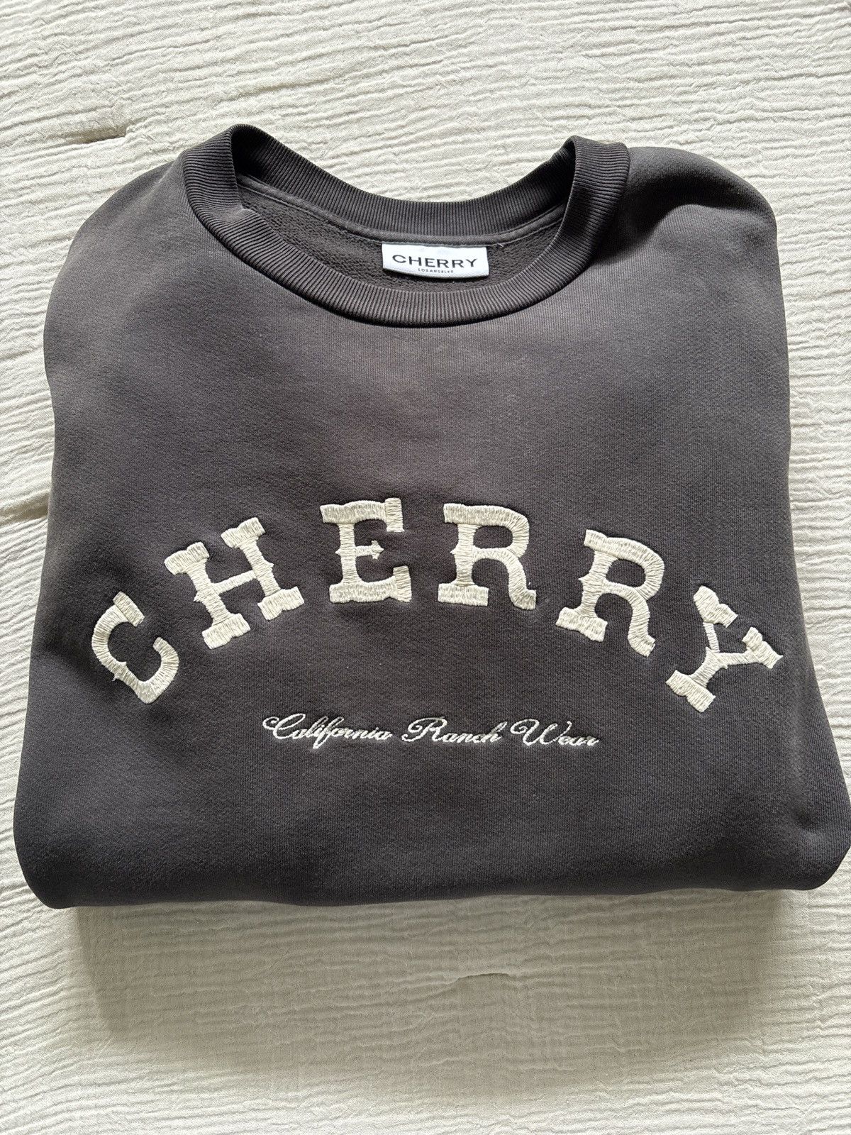 Cherry LA Cherry LA Crewneck Size US M / EU 48-50 / 2 - 1 Thumbnail