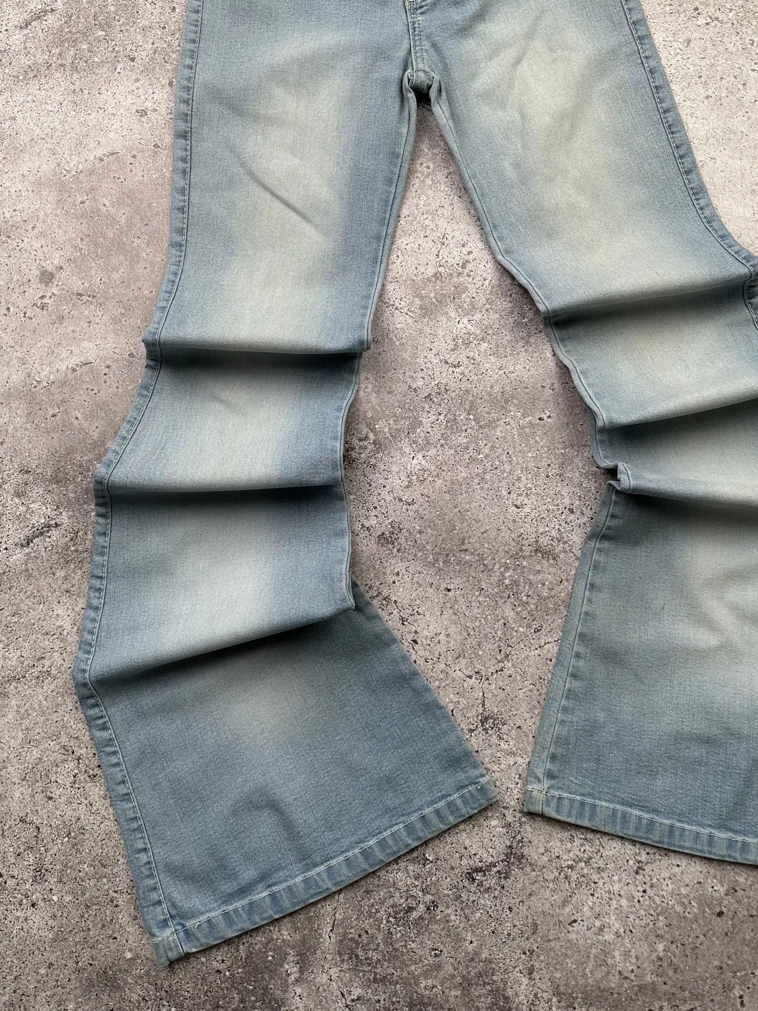 Japanese Brand Vintage Super Flare Jeans C112(V169) Size 24" / US 00 / IT 34 - 3 Thumbnail