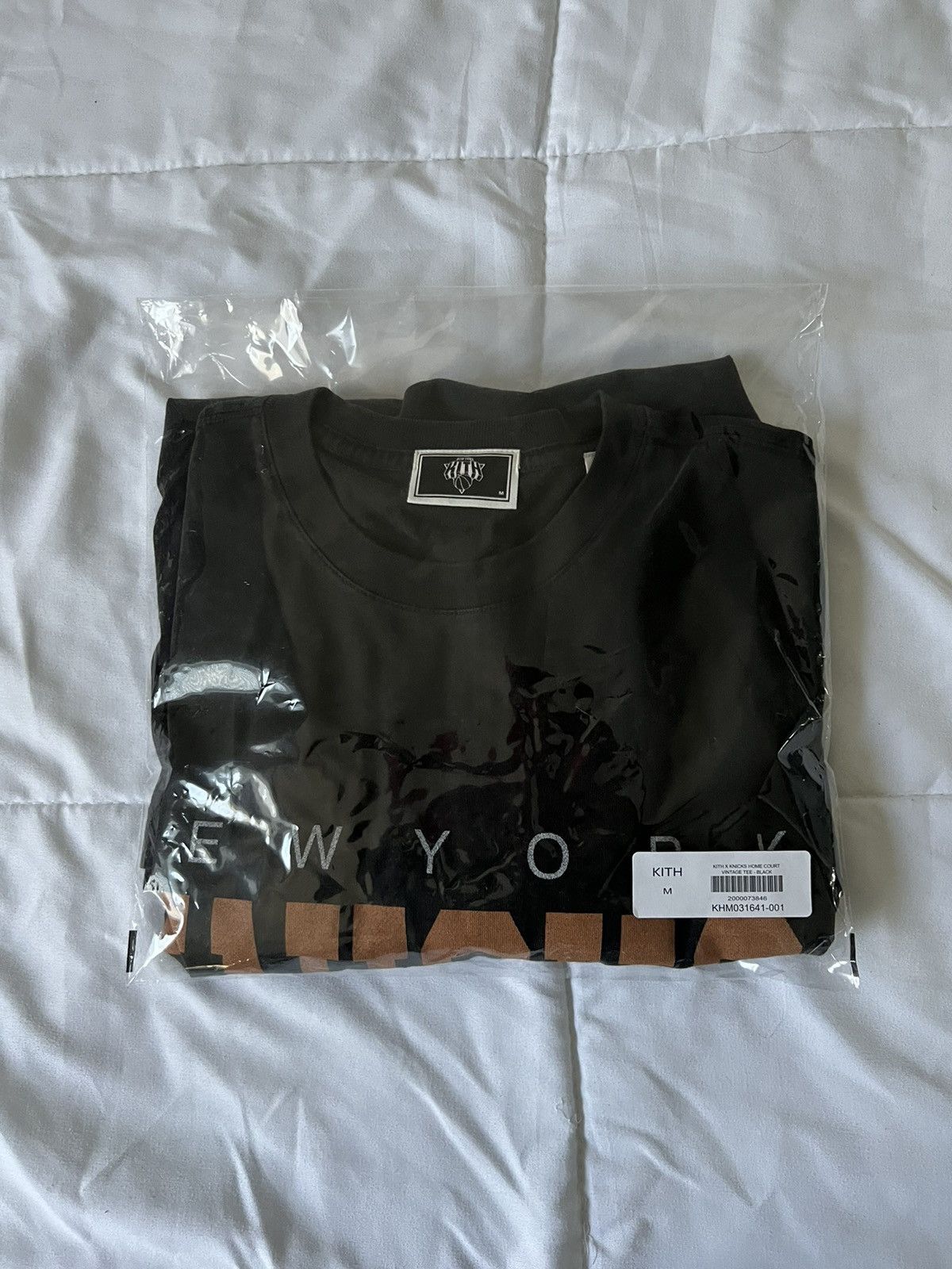 Kith Kith New York Knicks Home Court Tee Size US M / EU 48-50 / 2 - 7 Thumbnail