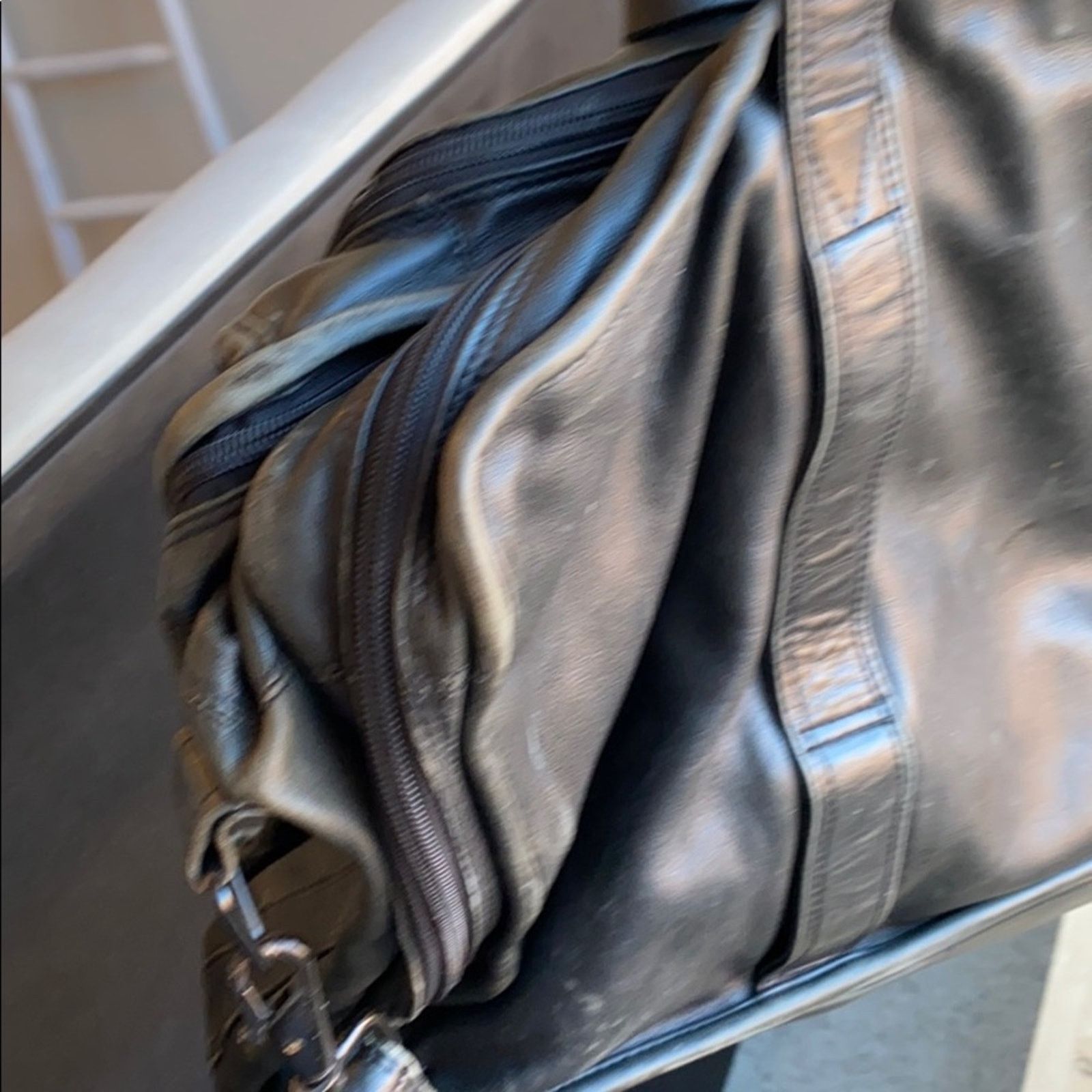 Tumi TUMI distressed leather messenger computer bag rugged Size ONE SIZE - 14 Thumbnail